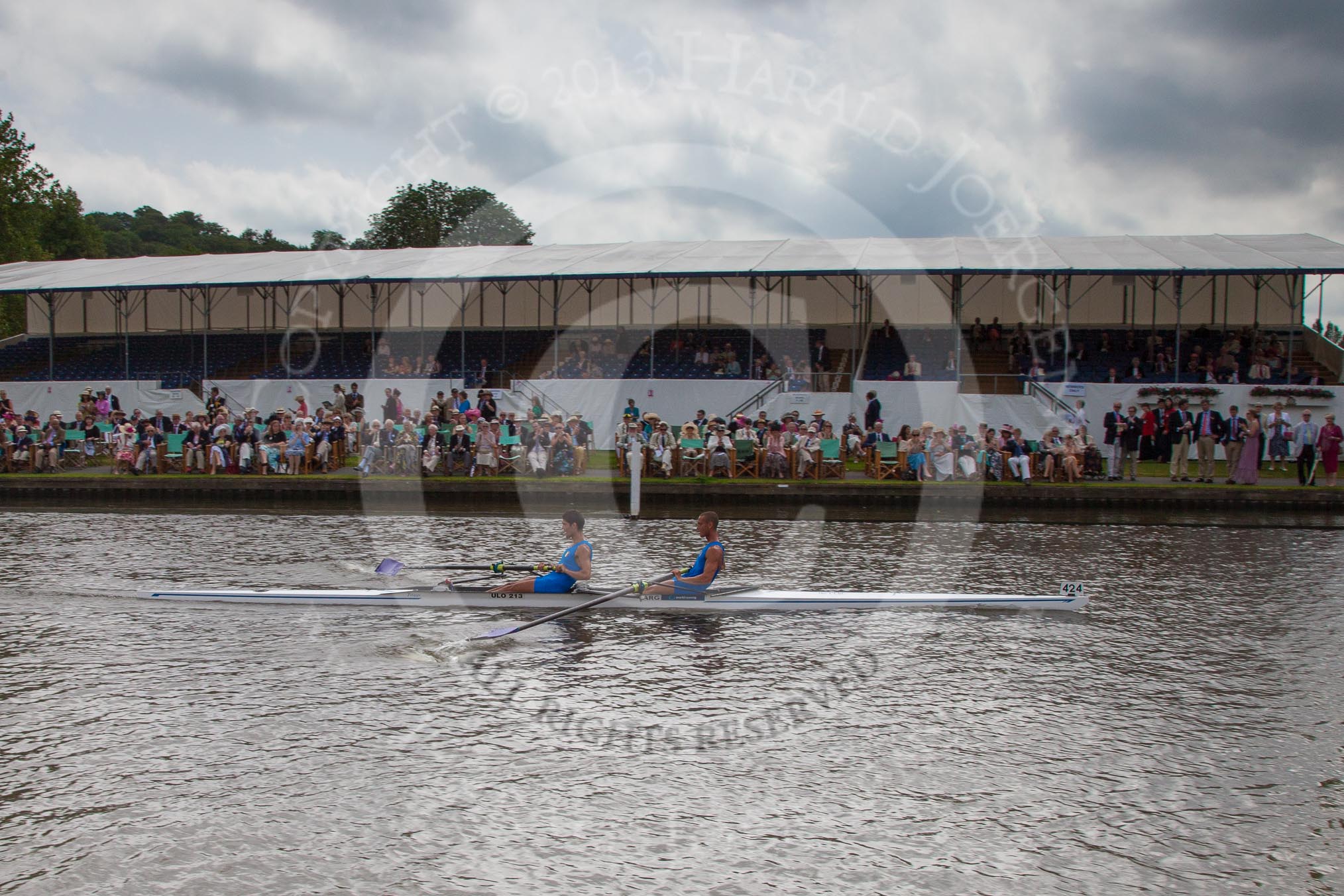 Henley Royal Regatta 2012 (Thursday): Race 20, Silver Goblet's & Nickalls' Challenge Cup:  Maidstone Invicta Rowing Club (429, Bucks) v Centro Nazionale di Canottaggio Piedulcu, Italy  (424, Berks).
River Thames beteen Henley-on-Thames and Remenham/Temple Island ,
Henley-on-Thames,
Oxfordshire,
United Kingdom,
on 28 June 2012 at 10:57, image #138