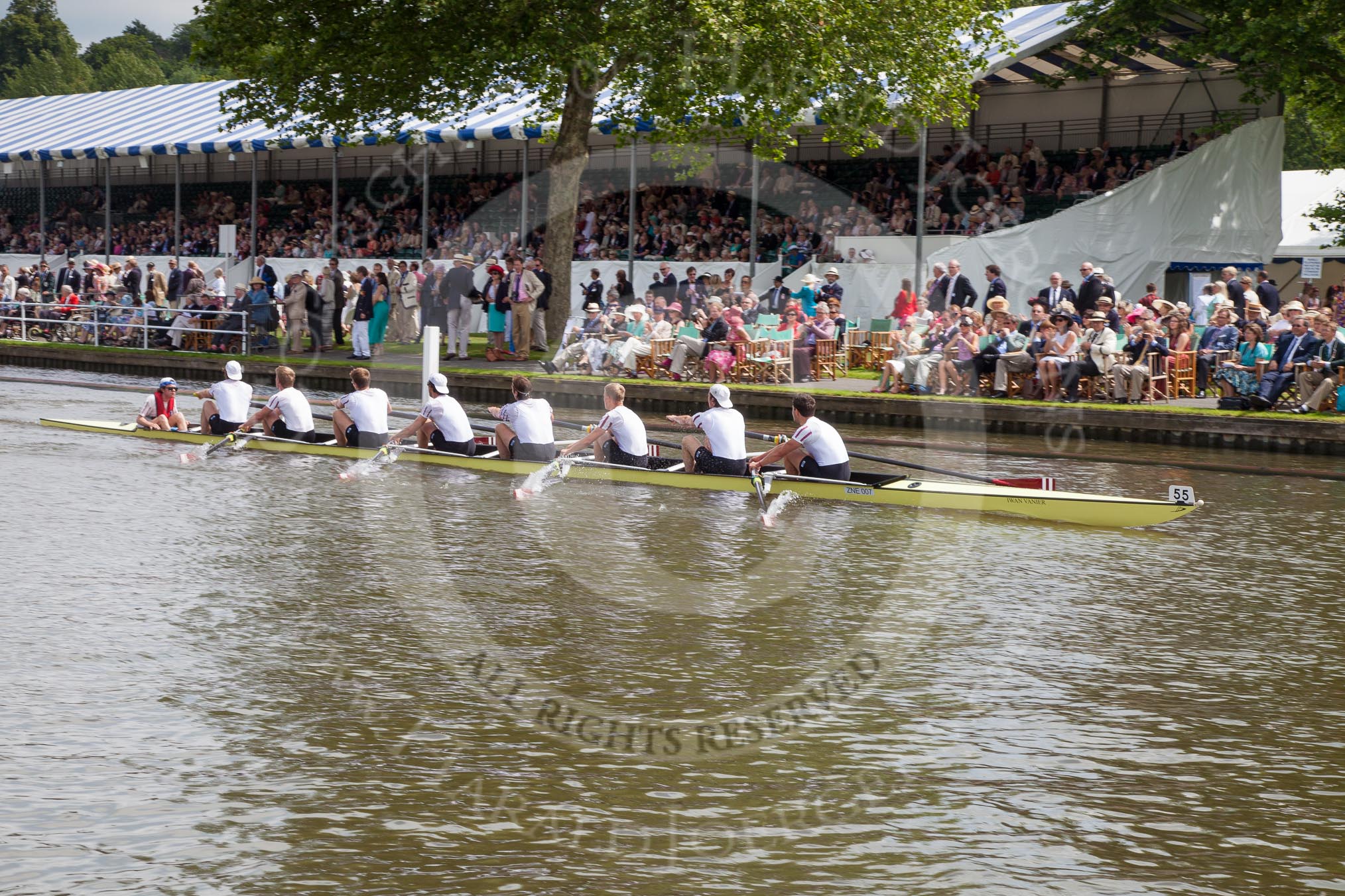 Henley Royal Regatta 2012 (Thursday): Race 27, Temple Challenge Cup:  St Paul's School (100, Bucks) v Amsterdamsche Studenten Roeivereeniging Nereus, Holland 'A'  (55, Berks).
River Thames beteen Henley-on-Thames and Remenham/Temple Island ,
Henley-on-Thames,
Oxfordshire,
United Kingdom,
on 28 June 2012 at 11:41, image #188