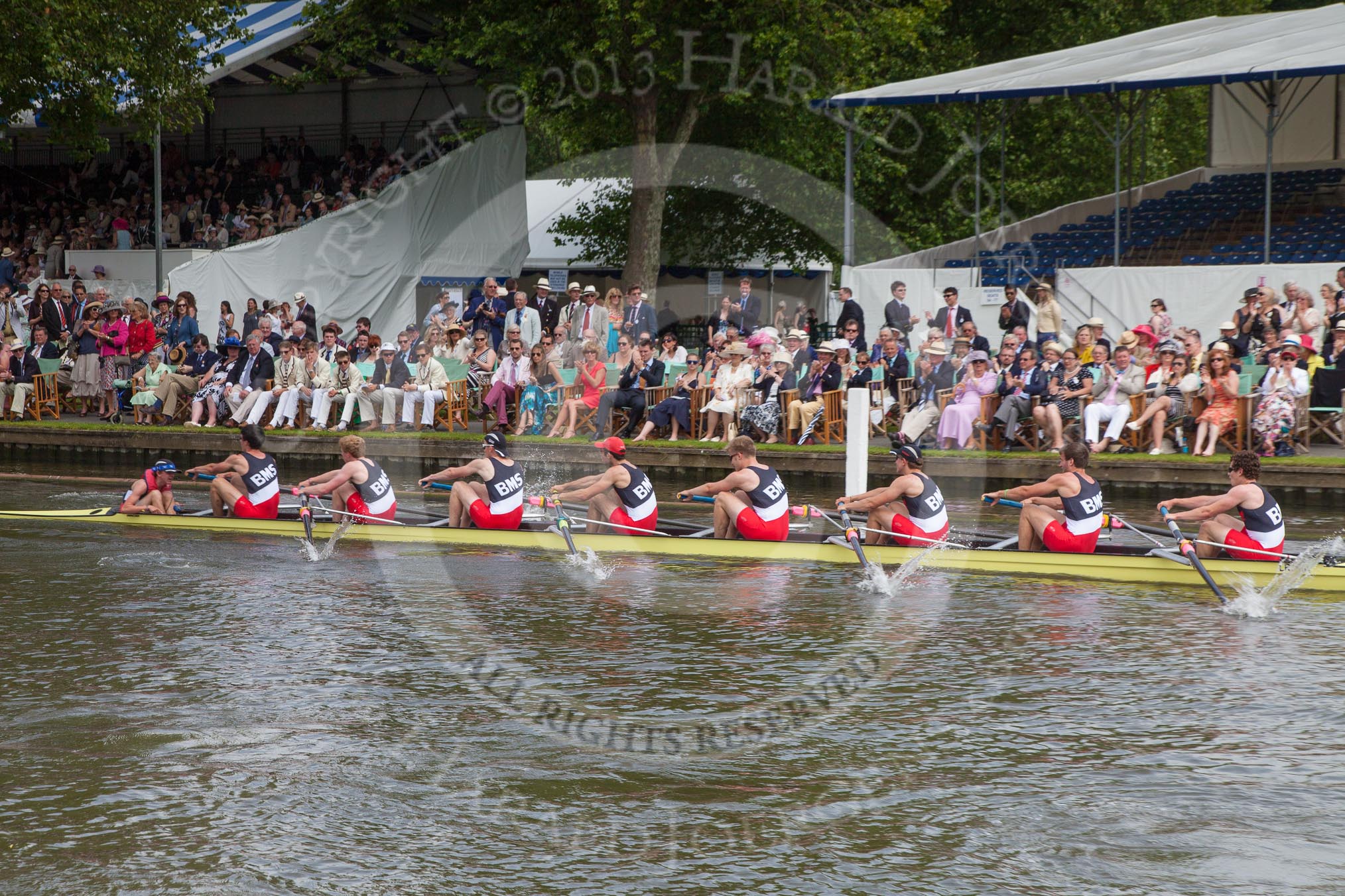 Henley Royal Regatta 2012 (Thursday): Race 41, Princess Elizabeth Challenge Cup:  Radley College (147, Bucks) v Bedford Modern School (124, Berks).
River Thames beteen Henley-on-Thames and Remenham/Temple Island ,
Henley-on-Thames,
Oxfordshire,
United Kingdom,
on 28 June 2012 at 14:38, image #297