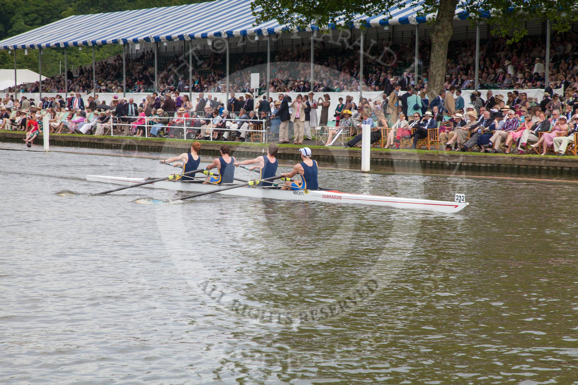 Henley Royal Regatta 2012 (Thursday): Race 42, Wyford Challenge Cup:  Thames Rowing Club (243, Bucks) v Nottingham Rowing Club 'B' (232, Berks).
River Thames beteen Henley-on-Thames and Remenham/Temple Island ,
Henley-on-Thames,
Oxfordshire,
United Kingdom,
on 28 June 2012 at 14:48, image #308