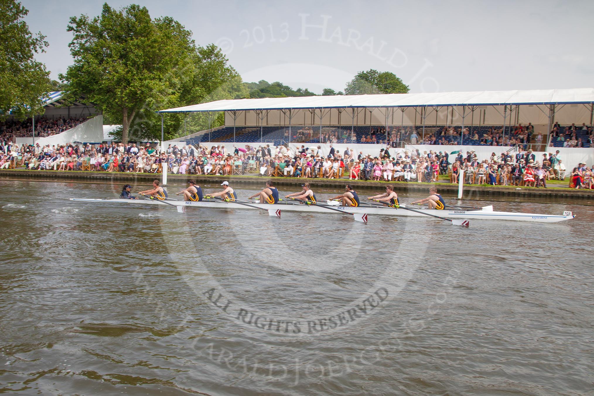 Henley Royal Regatta 2012 (Thursday): Race 46, Temple Challenge Cup:  Harvard University 'B' (77, Bucks) v Southampton University (103, Berks).
River Thames beteen Henley-on-Thames and Remenham/Temple Island ,
Henley-on-Thames,
Oxfordshire,
United Kingdom,
on 28 June 2012 at 15:06, image #335