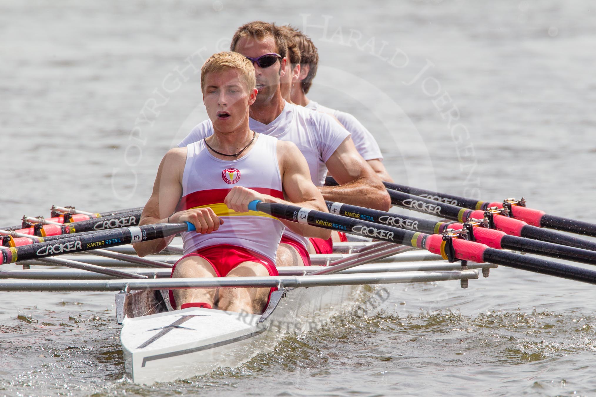 Henley Royal Regatta 2012 (Thursday): Race 49, Prince of Wales Challenge Cup:  The Tideway Scullers' School (285, Bucks) v Cardiff University and Cardiff City Rowing Club (267, Berks).
River Thames beteen Henley-on-Thames and Remenham/Temple Island ,
Henley-on-Thames,
Oxfordshire,
United Kingdom,
on 28 June 2012 at 15:24, image #358