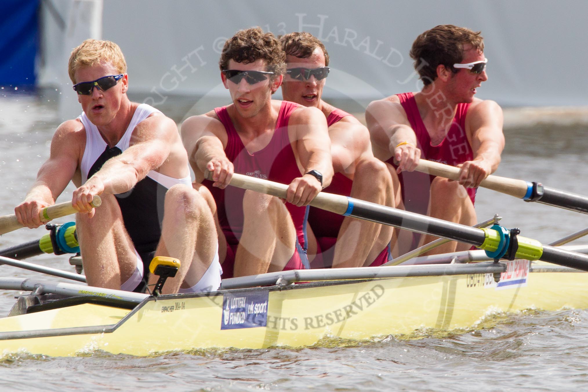 Henley Royal Regatta 2012 (Thursday): Race 53, Visitors' Challenge Cup:  Imperial College London and University of Londonl (197, Bucks) v Oxford Brookes University and Moleset Boat Club (204, Berks).
River Thames beteen Henley-on-Thames and Remenham/Temple Island ,
Henley-on-Thames,
Oxfordshire,
United Kingdom,
on 28 June 2012 at 15:49, image #388