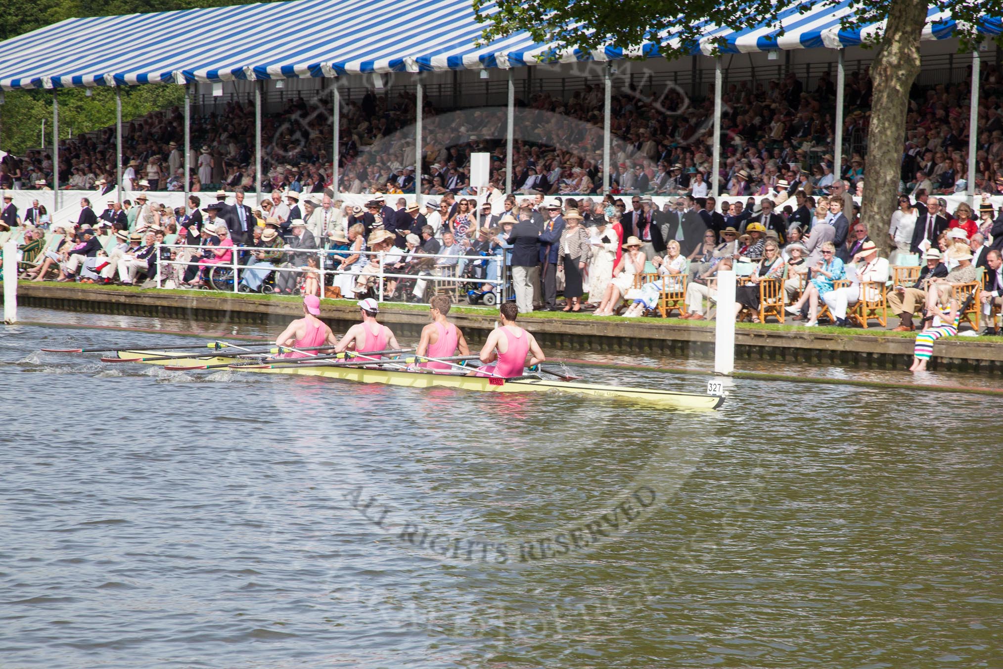 Henley Royal Regatta 2012 (Thursday): Race 54, Fawley Challenge Cup:  Melbourne Grammar School, Australia (308, Bucks) v Westminster School (327, Berks).
River Thames beteen Henley-on-Thames and Remenham/Temple Island ,
Henley-on-Thames,
Oxfordshire,
United Kingdom,
on 28 June 2012 at 15:53, image #391