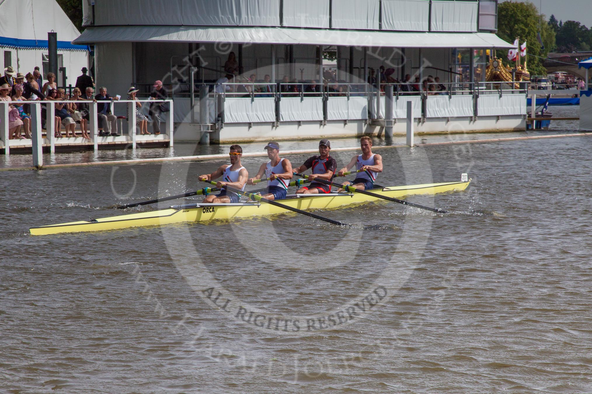 Henley Royal Regatta 2012 (Thursday): Race 58, Visitors' Challenge Cup:  University of London (210, Bucks) v Roeivereeniging Studenten Vreie Universiteit Okeanos und Algemene Utrechtse Studenten Roeivereeniging Orca, Holland (207, Berks).
River Thames beteen Henley-on-Thames and Remenham/Temple Island ,
Henley-on-Thames,
Oxfordshire,
United Kingdom,
on 28 June 2012 at 16:16, image #423