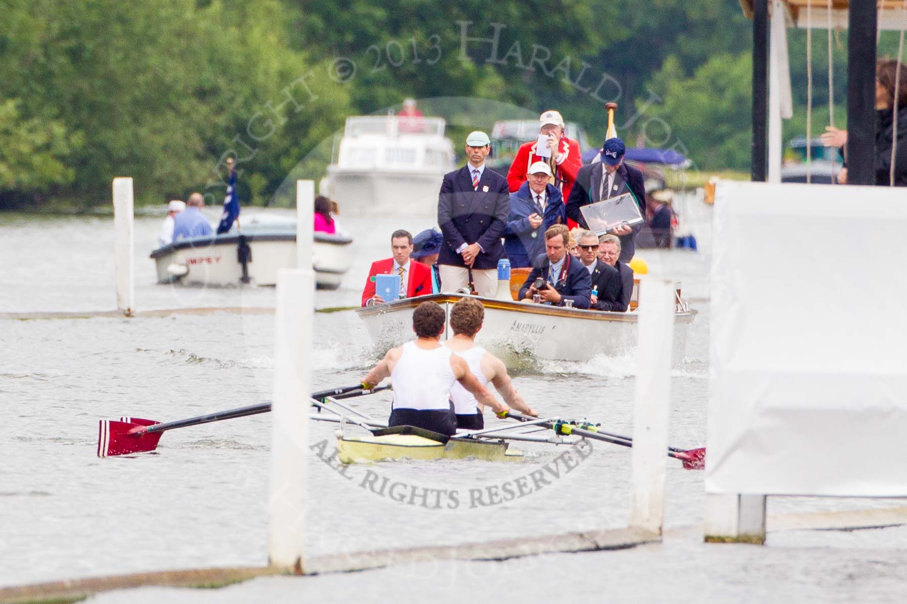 Henley Royal Regatta 2013, Thursday.
River Thames between Henley and Temple Island,
Henley-on-Thames,
Berkshire,
United Kingdom,
on 04 July 2013 at 09:56, image #41