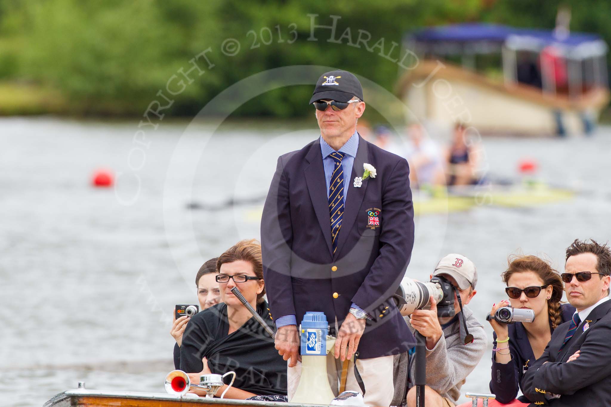 Henley Royal Regatta 2013, Thursday.
River Thames between Henley and Temple Island,
Henley-on-Thames,
Berkshire,
United Kingdom,
on 04 July 2013 at 11:11, image #154