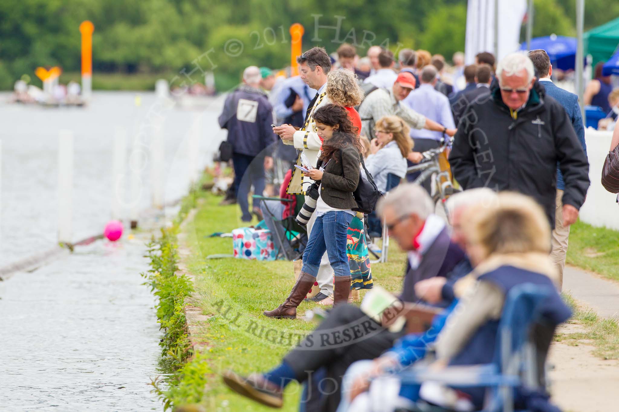 Henley Royal Regatta 2013, Thursday.
River Thames between Henley and Temple Island,
Henley-on-Thames,
Berkshire,
United Kingdom,
on 04 July 2013 at 11:12, image #162