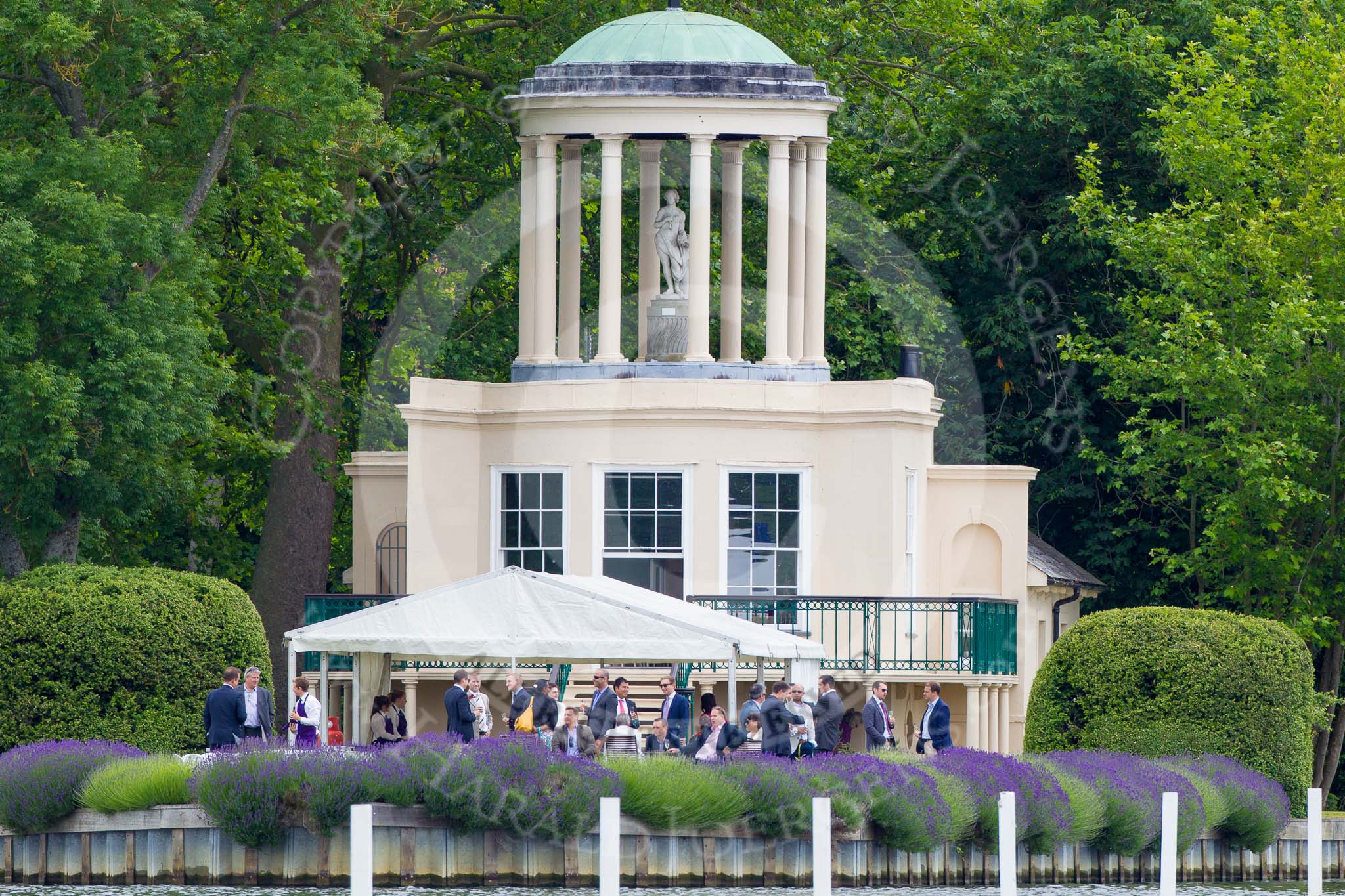 Henley Royal Regatta 2013, Thursday.
River Thames between Henley and Temple Island,
Henley-on-Thames,
Berkshire,
United Kingdom,
on 04 July 2013 at 11:13, image #163