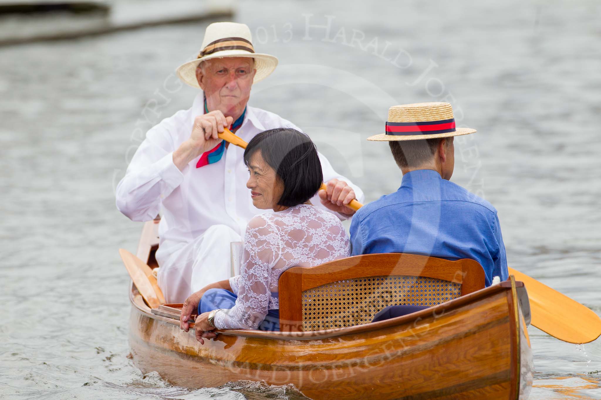 Henley Royal Regatta 2013, Thursday.
River Thames between Henley and Temple Island,
Henley-on-Thames,
Berkshire,
United Kingdom,
on 04 July 2013 at 12:41, image #255