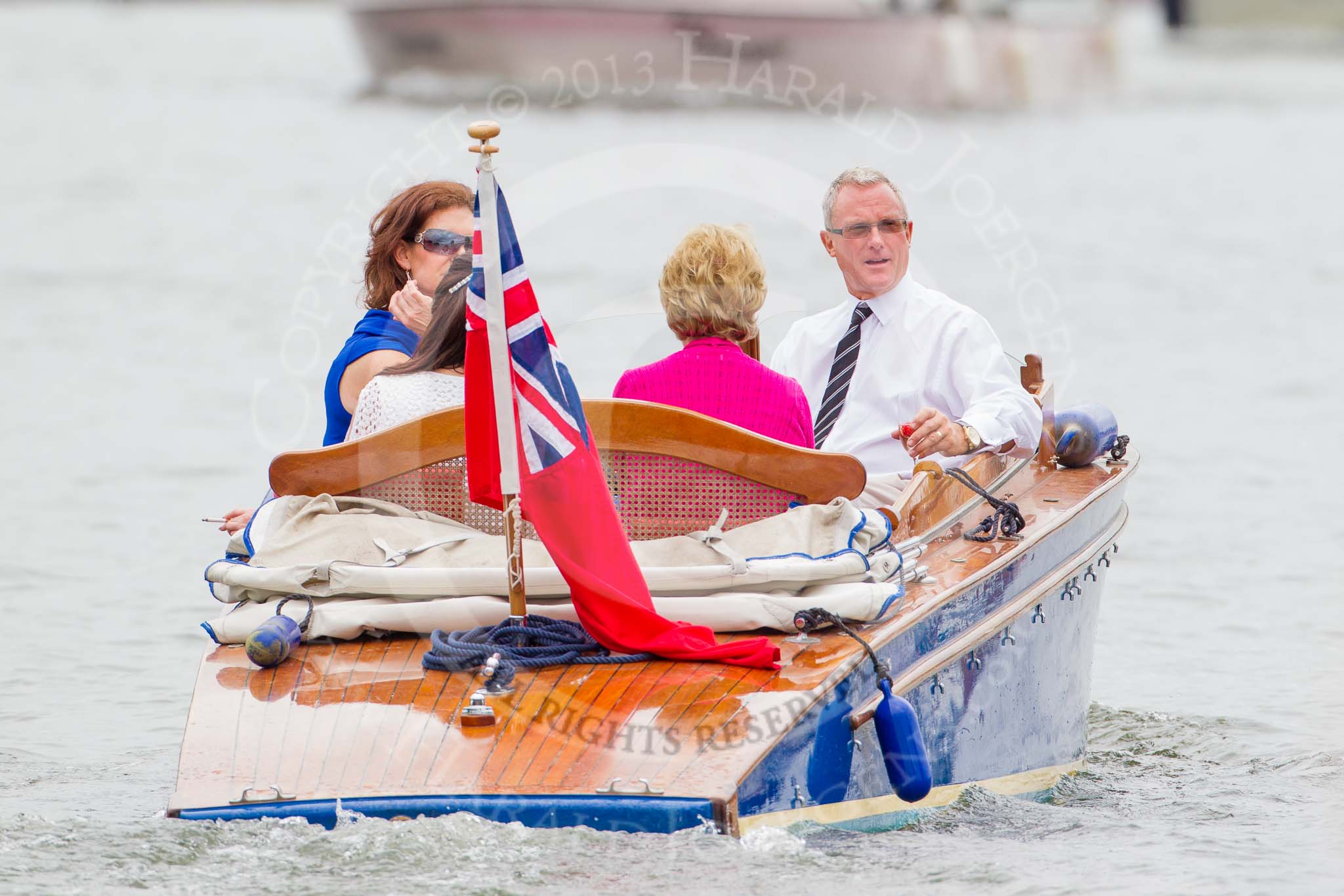 Henley Royal Regatta 2013, Thursday.
River Thames between Henley and Temple Island,
Henley-on-Thames,
Berkshire,
United Kingdom,
on 04 July 2013 at 12:54, image #291