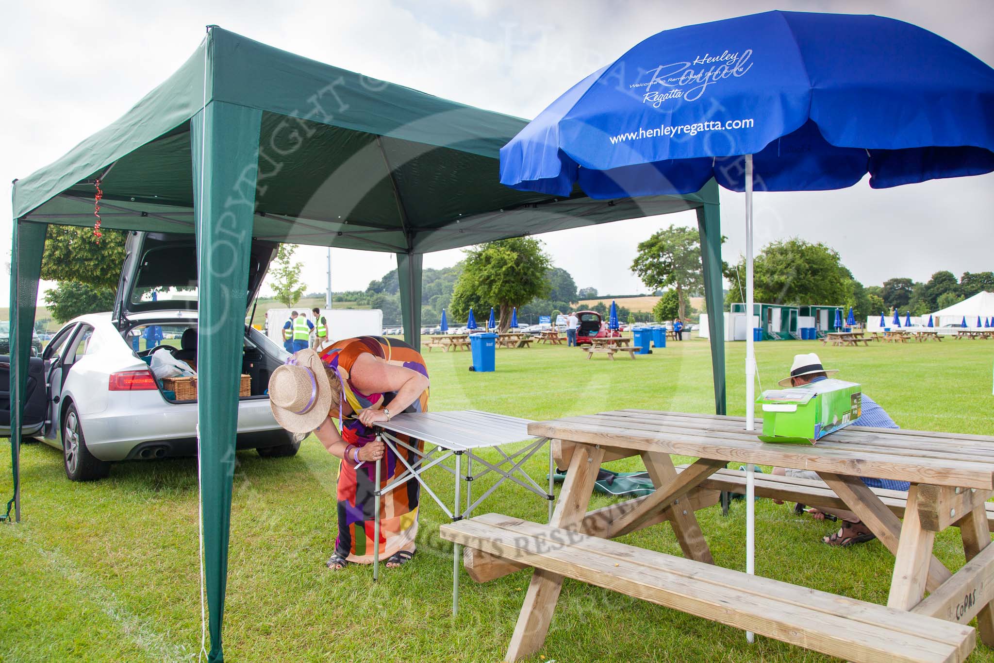 Henley Royal Regatta 2013, Saturday: Quintessentially British - preparations for a day at the Henley Royal Regatta, gazebo & picnic. Image #19, 06 July 2013 08:53 River Thames, Henley on Thames, UK