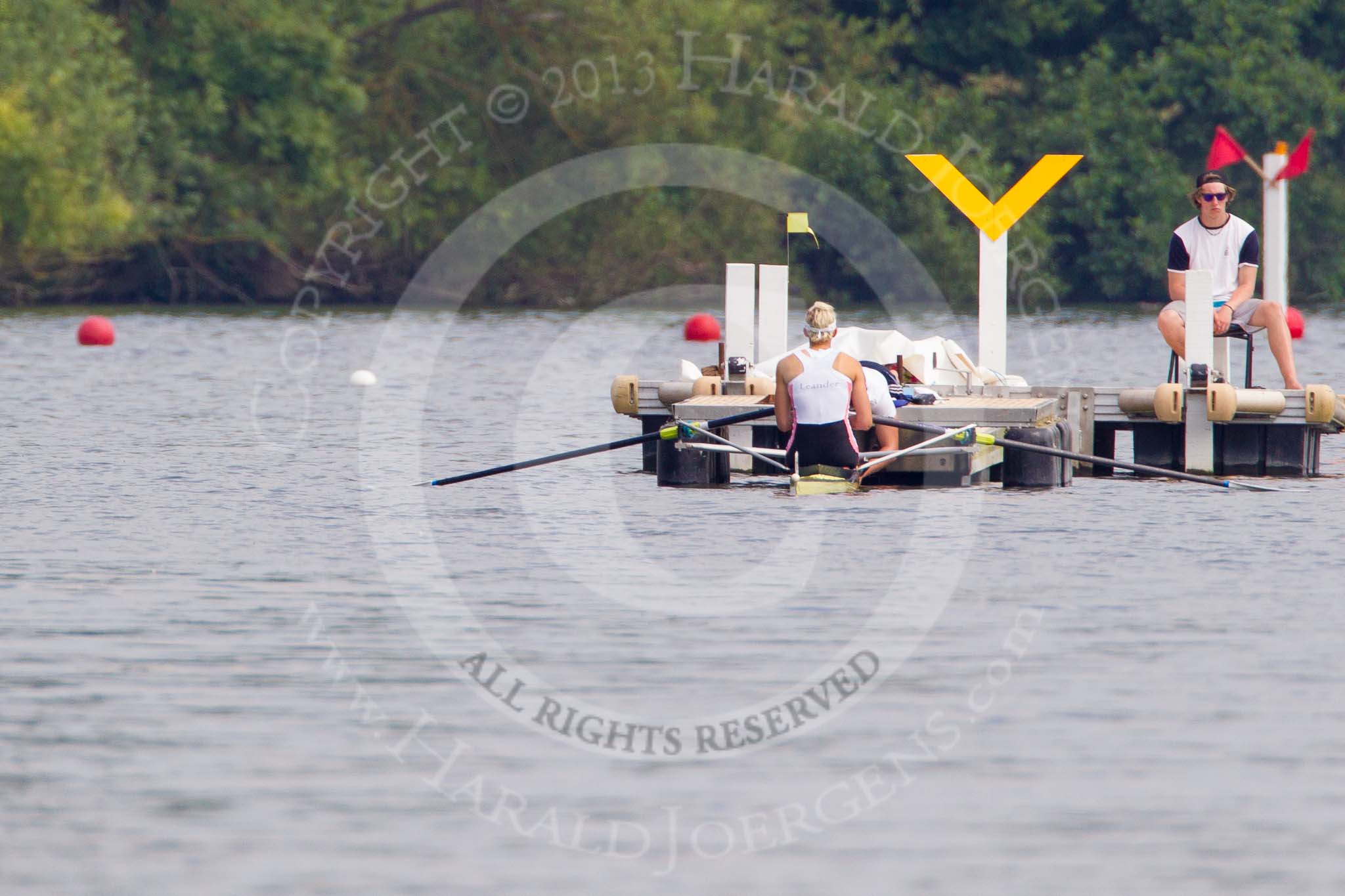 Henley Royal Regatta 2013, Saturday: Race No. 11 for the Princess Royal Challenge Cup, Victoria Thornley (Leander Club) v Emma Twigg (Waiariki Rowing Club, New Zealand), here Victoria Thornley at the stake boat. Image #212, 06 July 2013 11:38 River Thames, Henley on Thames, UK