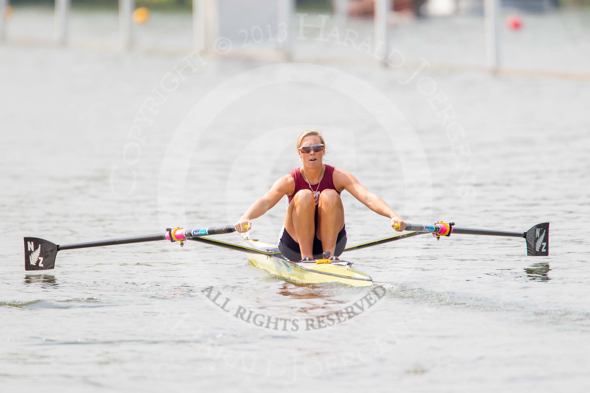 Henley Royal Regatta 2013, Saturday: Race No. 11 for the Princess Royal Challenge Cup, Victoria Thornley (Leander Club) v Emma Twigg (Waiariki Rowing Club, New Zealand), here Emma Twigg. Image #230, 06 July 2013 11:41 River Thames, Henley on Thames, UK