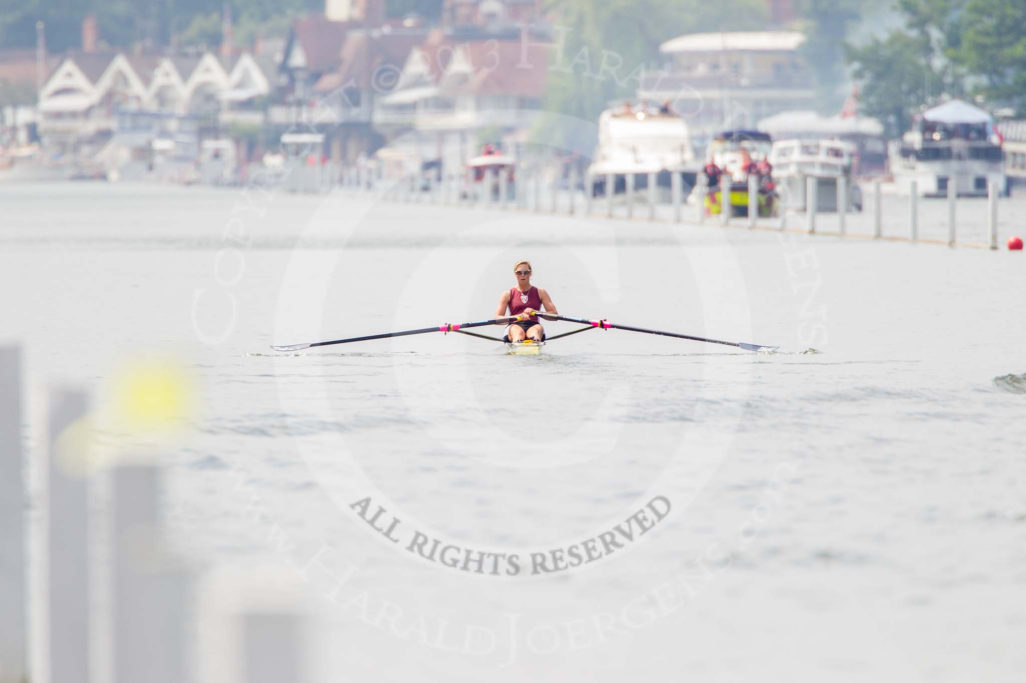 Henley Royal Regatta 2013, Saturday: Race No. 11 for the Princess Royal Challenge Cup, Victoria Thornley (Leander Club) v Emma Twigg (Waiariki Rowing Club, New Zealand), here Emma Twigg. Image #234, 06 July 2013 11:41 River Thames, Henley on Thames, UK