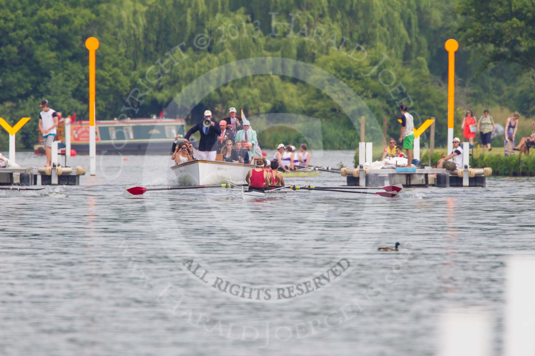 Henley Royal Regatta 2013, Saturday: Race No. 15 for the Visitors' Challenge Cup, Thames Rowing Club v Harvard University 'B'. Image #290, 06 July 2013 12:20 River Thames, Henley on Thames, UK