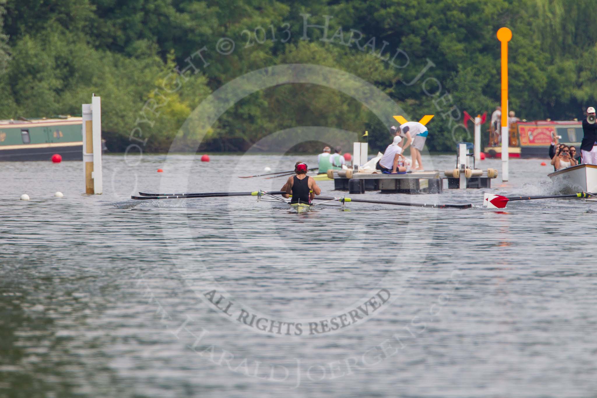 Henley Royal Regatta 2013, Saturday: Race No. 15 for the Visitors' Challenge Cup, Thames Rowing Club v Harvard University 'B'. Image #291, 06 July 2013 12:20 River Thames, Henley on Thames, UK