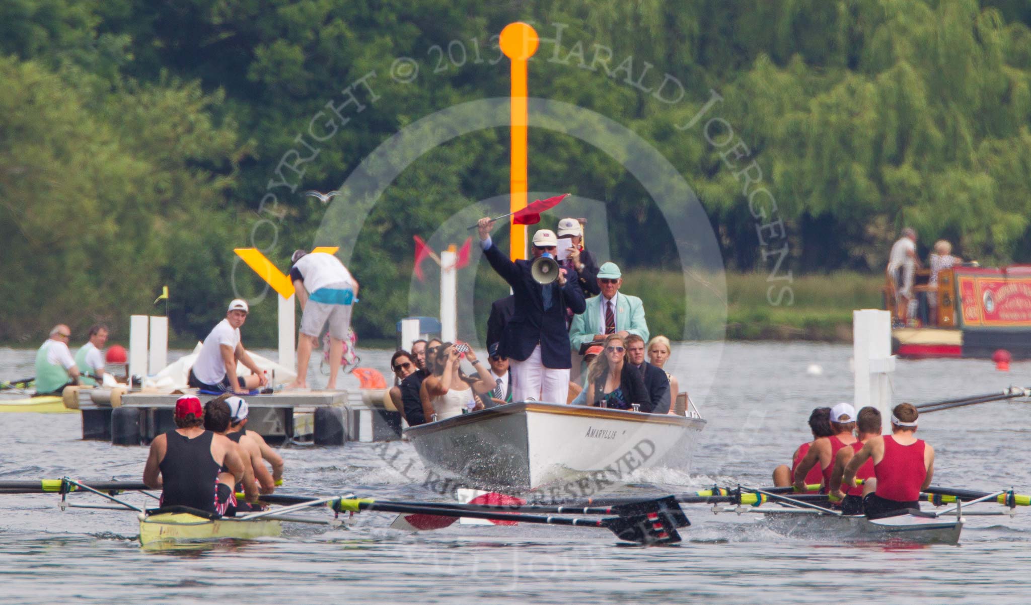 Henley Royal Regatta 2013, Saturday: Race No. 15 for the Visitors' Challenge Cup, Thames Rowing Club v Harvard University 'B'. Umpire Sir Matthew Pinsent red-flags the race after a clash at the start. Image #294, 06 July 2013 12:20 River Thames, Henley on Thames, UK