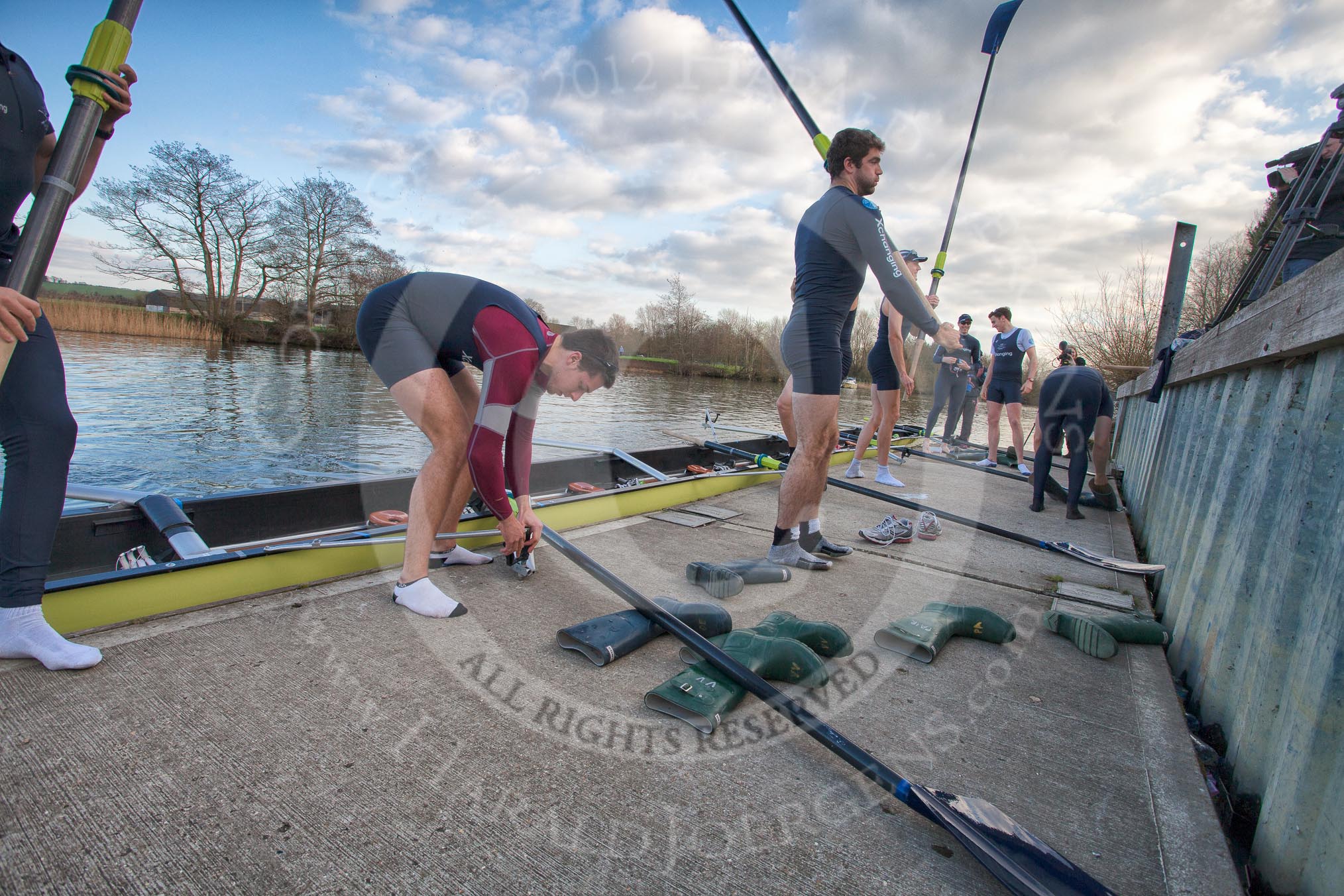 The Boat Race season 2012 - OUBC training: Bow Dr. Alexander Woods, 2 William Zeng, 3 Kevin Baum, 4 Alexander Davidson, 5 Karl Hudspith, 6 Dr. Hanno Wienhausen, 7 Dan Harvey, stroke Roel Haen, cox Zoe de Toledo, and video producer Hannah Madsen..


Oxfordshire,
United Kingdom,
on 20 March 2012 at 16:49, image #116