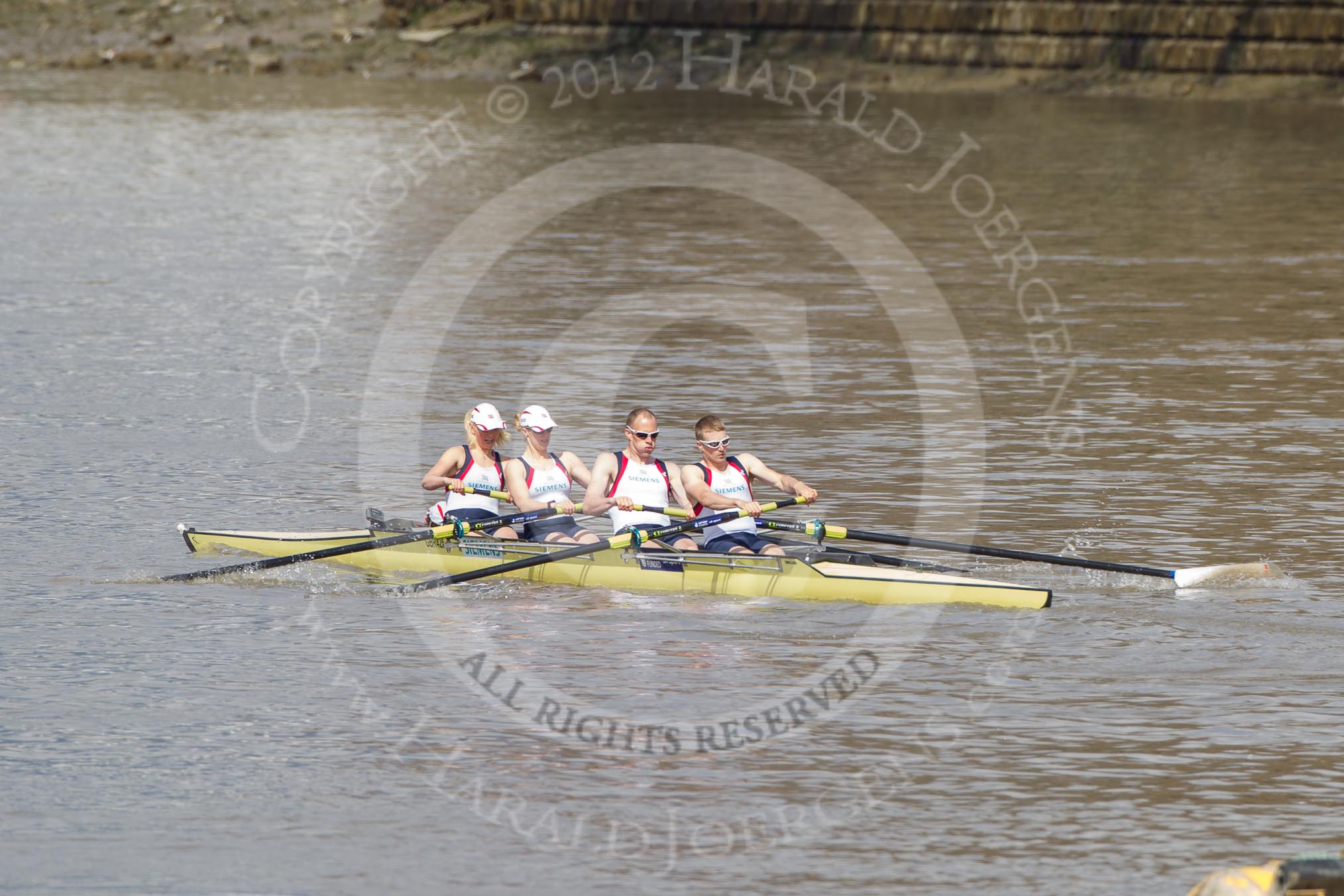 The Boat Race 2012: The Adaptive Race: The Adaptive four, cox Lily van den Broecke, bow Pamela Relph, two Naomi Riches, three David Smith, and stroke James Roe..




on 07 April 2012 at 12:49, image #91