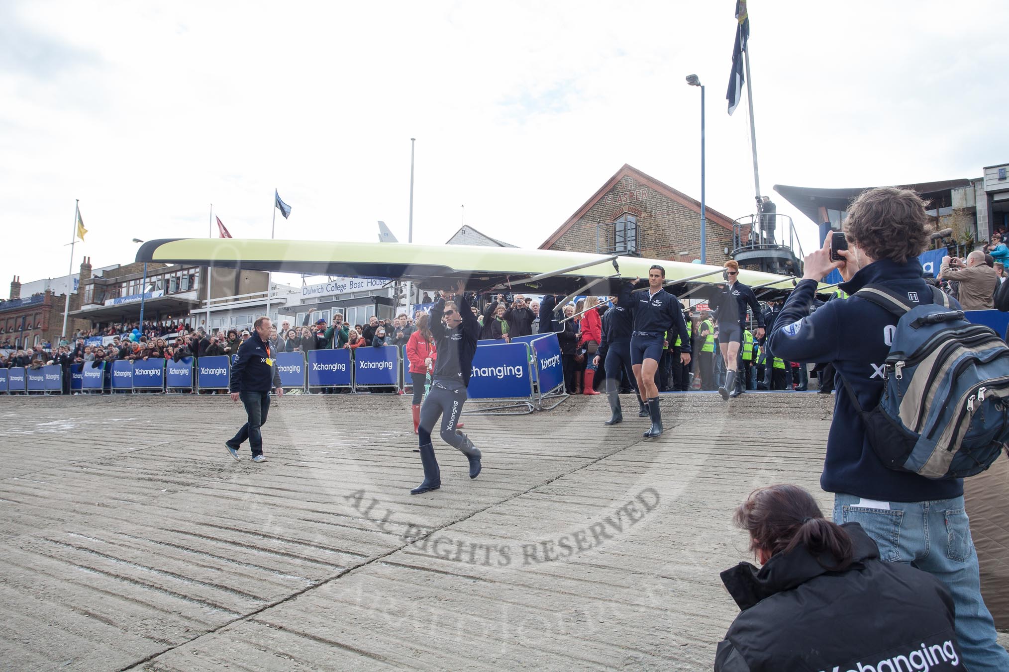 The Boat Race 2012: Preparing for the Isis/Goldie Boat Race: Stroke Tom Watson, Justin Webb, Geordie Macleod, and Joseph Dawson..




on 07 April 2012 at 13:03, image #107