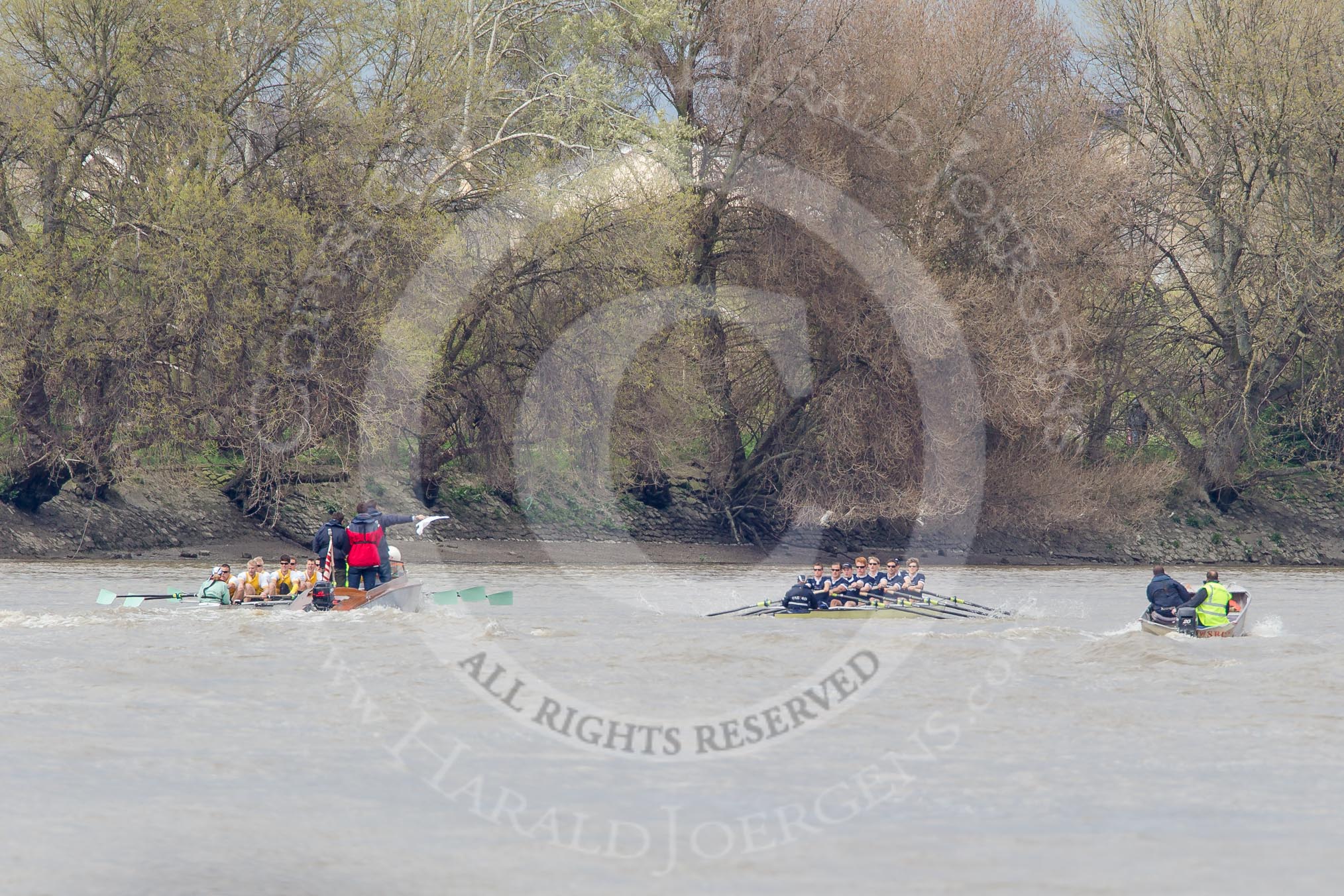 The Boat Race 2012: The Goldie/Isis Boat Race: Approaching the Mile Post, Goldie on the left, Isis on the right, behind in the middle umpire Richard Phelps..




on 07 April 2012 at 13:48, image #184