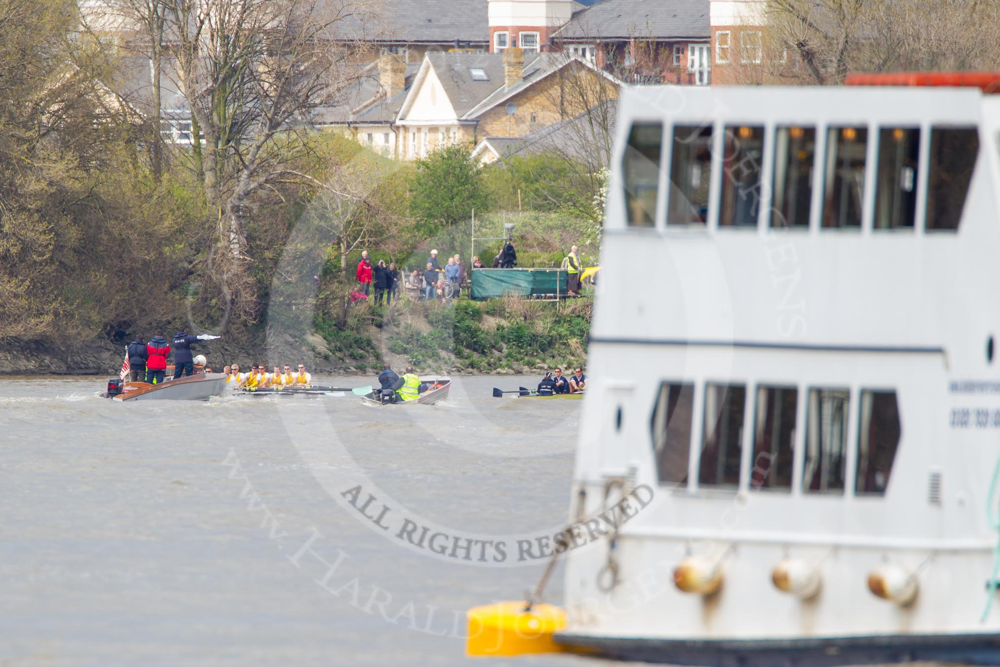 The Boat Race 2012: The Isis v Goldie Boat Race. The Oxford reserve boat Isis, on the right, in the lead, approaching the Mile Post, behind Goldie race umpire John Garret..




on 07 April 2012 at 13:48, image #186