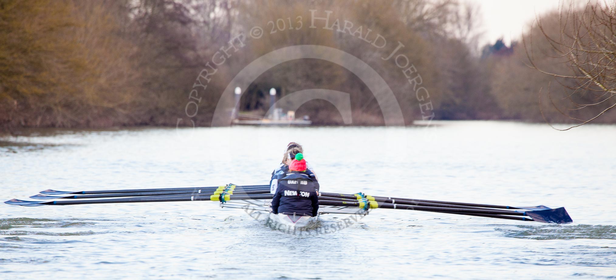 The Boat Race season 2013 - OUWBC training: The OUWBC Blue Boat during the training session - bow Mariann Novak, Alice Carrington-Windo, Mary Foord-Weston, Jo Lee, Amy Varney, Harriet Keane, Anastasia Chitty, stroke Maxie Scheske, and cox Katie Apfelbaum..
River Thames,
Wallingford,
Oxfordshire,
United Kingdom,
on 13 March 2013 at 17:12, image #99