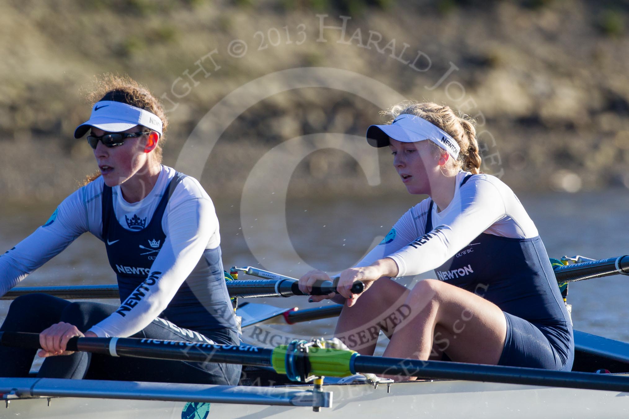 The Boat Race season 2014 - Women's Trial VIIIs (OUWBC, Oxford): Cleopatra: Stroke Laura Savarese, 7 Amber de Vere..
River Thames between Putney Bridge and Mortlake,
London SW15,

United Kingdom,
on 19 December 2013 at 12:57, image #176