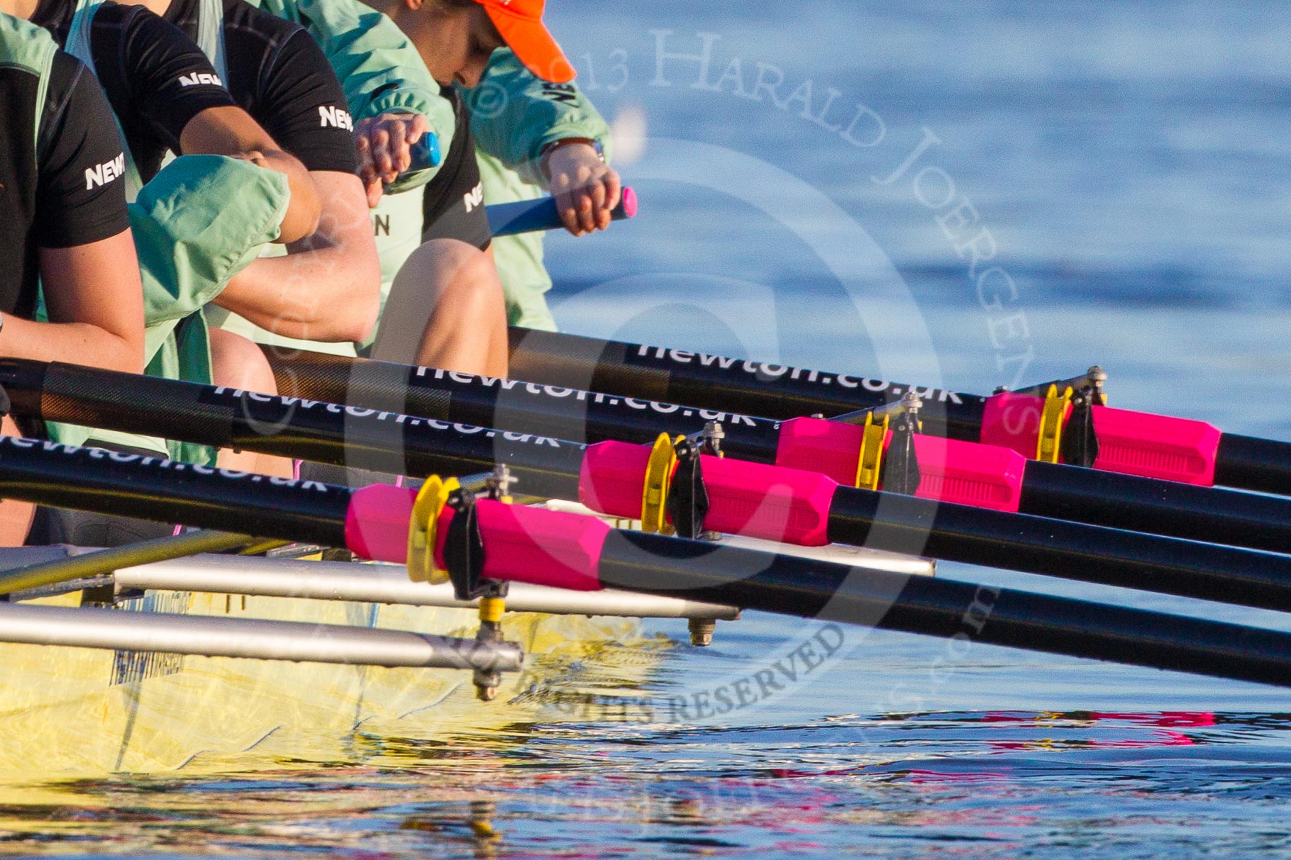 The Boat Race season 2014 - Women's Trial VIIIs(CUWBC, Cambridge): Nudge Nudge..
River Thames between Putney Bridge and Mortlake,
London SW15,

United Kingdom,
on 19 December 2013 at 13:49, image #281