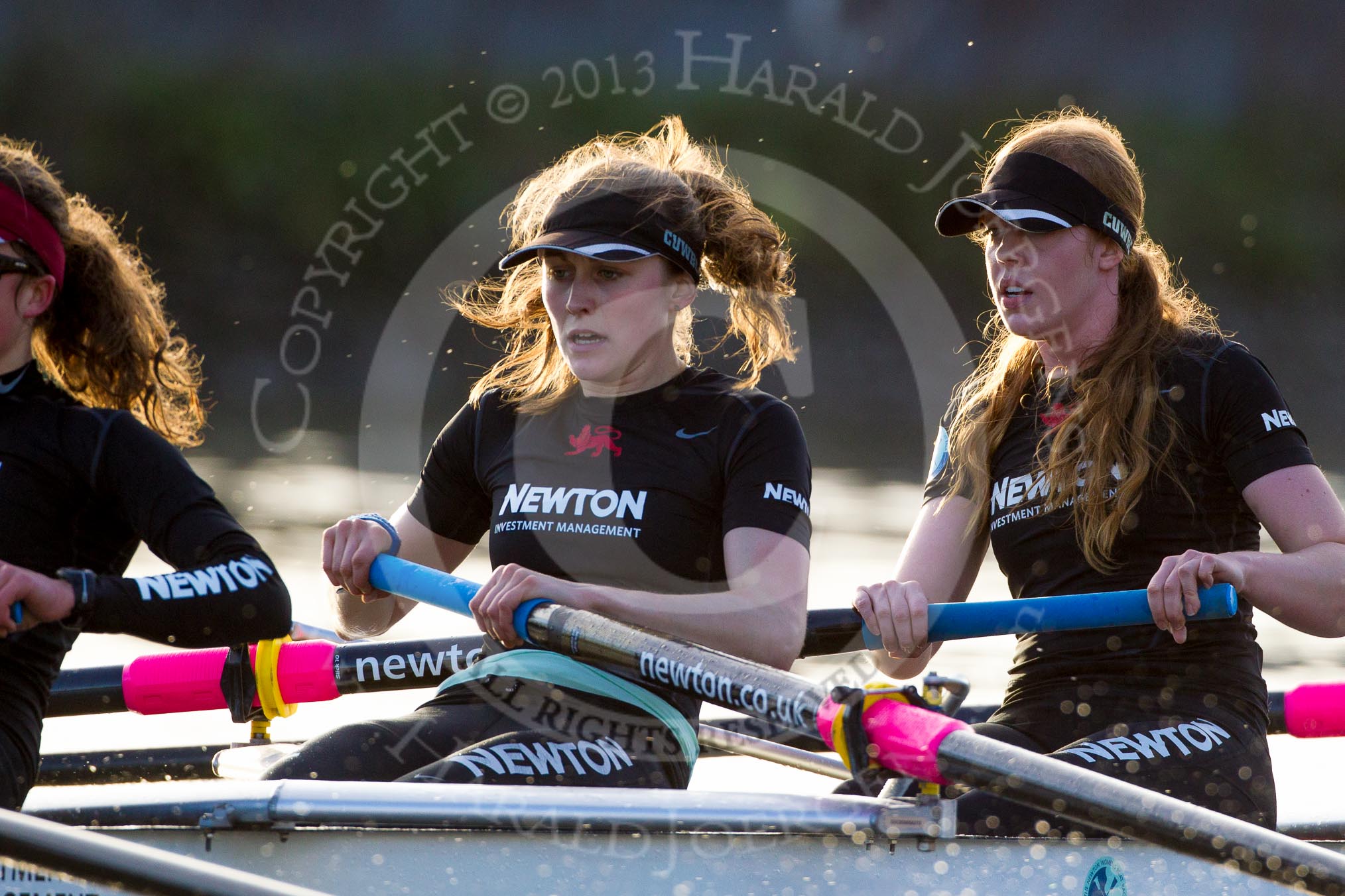 The Boat Race season 2014 - Women's Trial VIIIs(CUWBC, Cambridge): Wink Wink: 5 Caroline Reid, 4 Sara Lackner..
River Thames between Putney Bridge and Mortlake,
London SW15,

United Kingdom,
on 19 December 2013 at 14:21, image #509