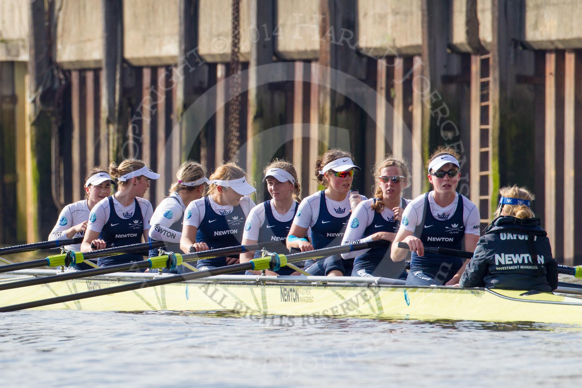 The Boat Race season 2014 - fixture OUWBC vs Molesey BC.




on 01 March 2014 at 13:16, image #213