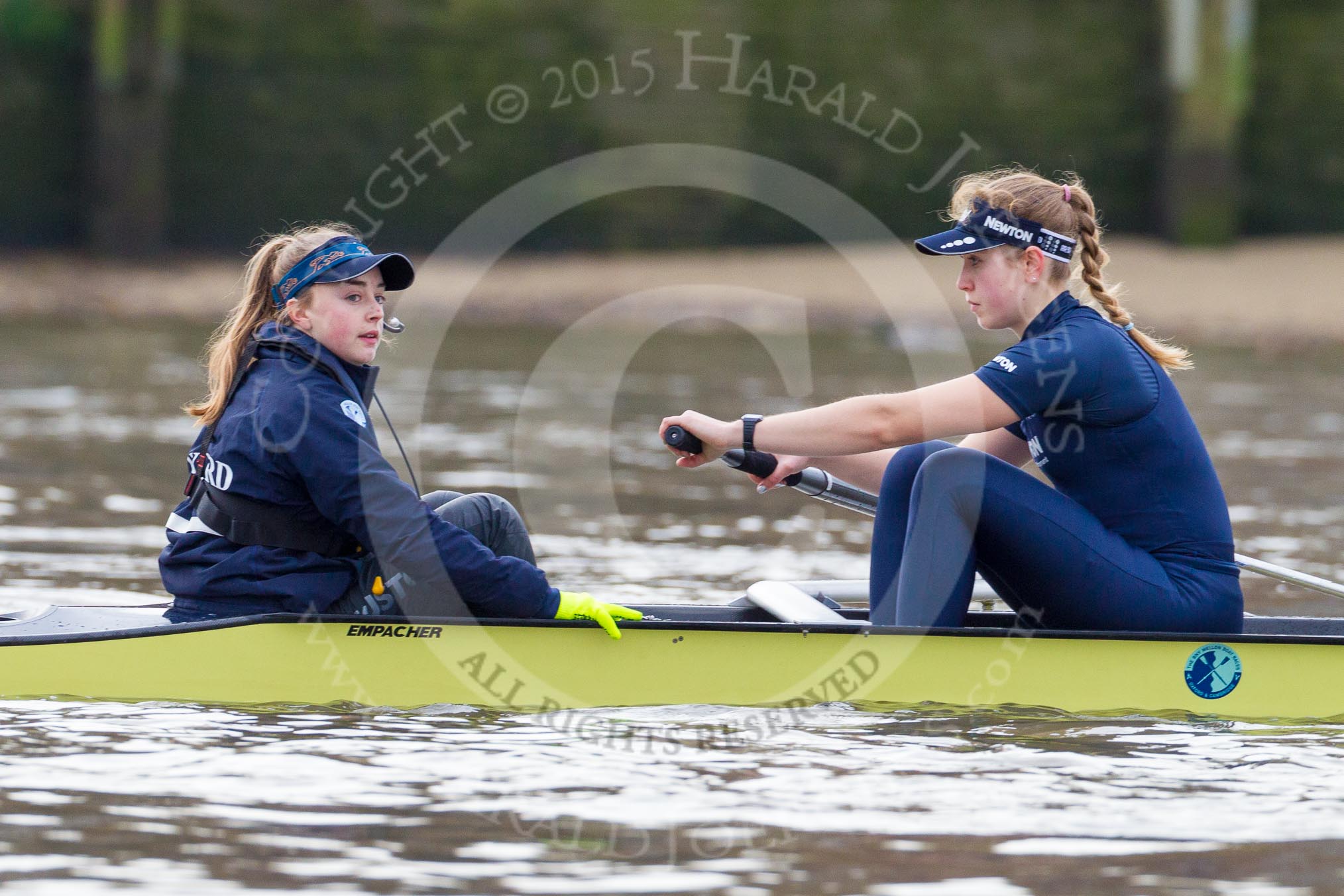 The Boat Race season 2016 - Women's Boat Race Trial Eights (OUWBC, Oxford): "Charybdis" ready for the start of the race, here cox-Morgan Baynham-Williams, stroke-Kate Erickson.
River Thames between Putney Bridge and Mortlake,
London SW15,

United Kingdom,
on 10 December 2015 at 12:18, image #137