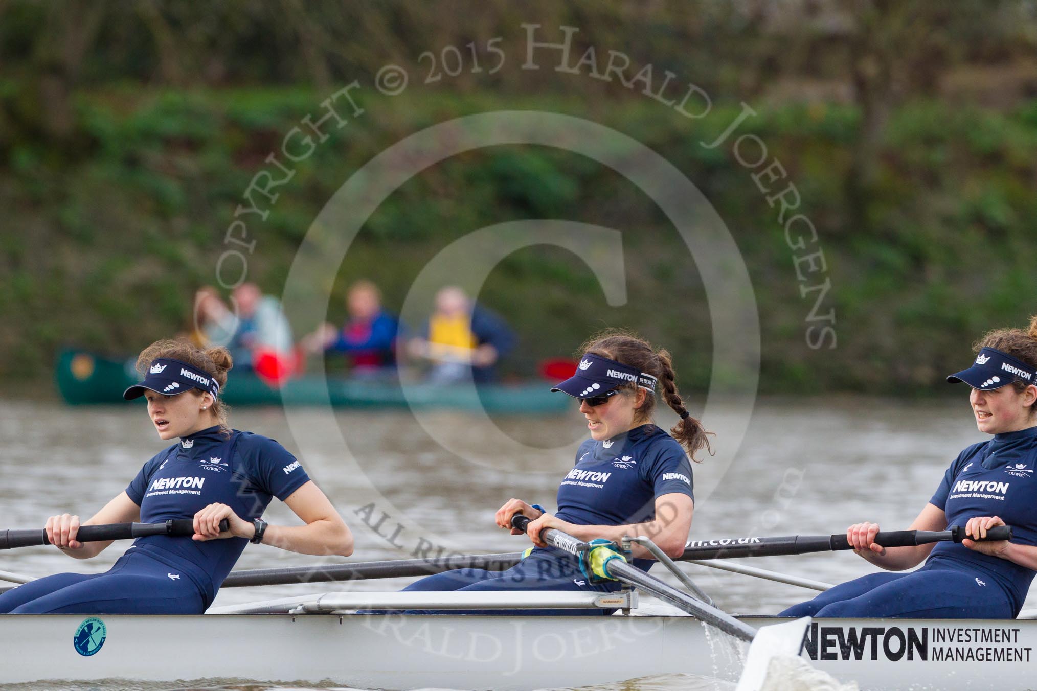 The Boat Race season 2016 - Women's Boat Race Trial Eights (OUWBC, Oxford): "Scylla", here stroke-Emma Lukasiewicz, 7-Lauren Kedar, 6-Joanne Jansen.
River Thames between Putney Bridge and Mortlake,
London SW15,

United Kingdom,
on 10 December 2015 at 12:20, image #168