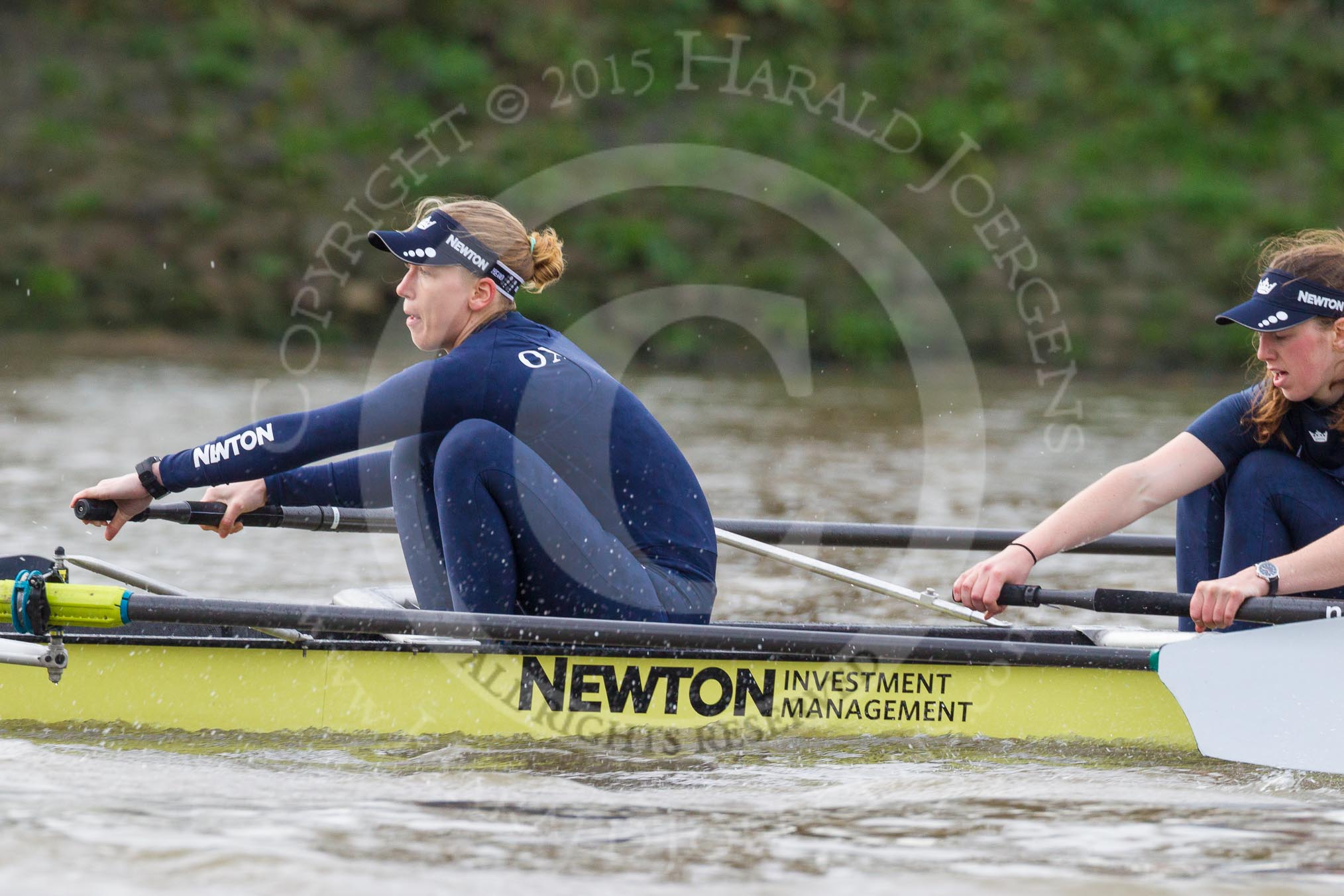 The Boat Race season 2016 - Women's Boat Race Trial Eights (OUWBC, Oxford): "Charybdis", here 6-Elo Luik, 5-Ruth Siddorn.
River Thames between Putney Bridge and Mortlake,
London SW15,

United Kingdom,
on 10 December 2015 at 12:20, image #174