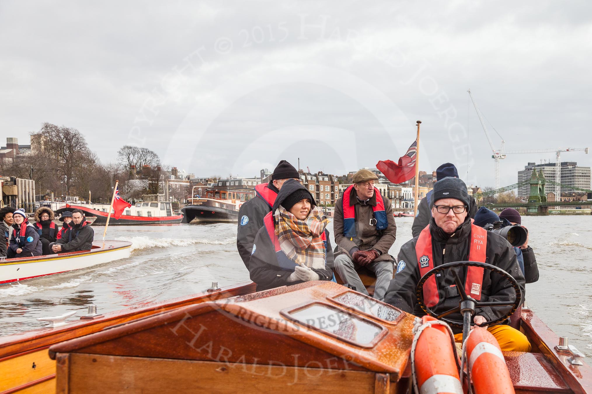 The Boat Race season 2016 - Women's Boat Race Trial Eights (OUWBC, Oxford): The press launch following the two Oxford boats.
River Thames between Putney Bridge and Mortlake,
London SW15,

United Kingdom,
on 10 December 2015 at 12:26, image #223