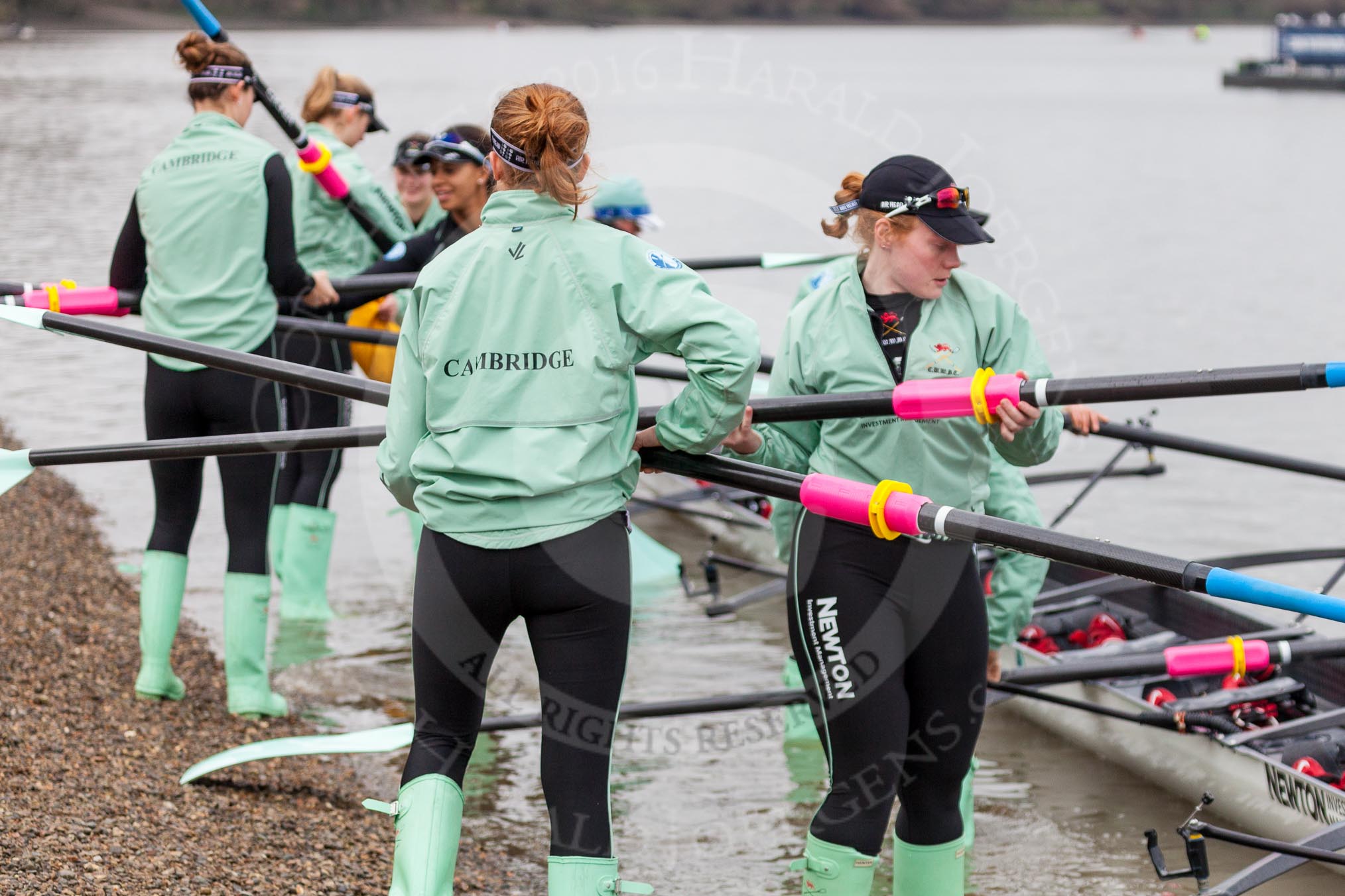 The Boat Race season 2016 - Women's Boat Race Fixture CUWBC vs OBUBC.
River Thames between Putney Bridge and Mortlake,
London SW15,

United Kingdom,
on 31 January 2016 at 15:14, image #11