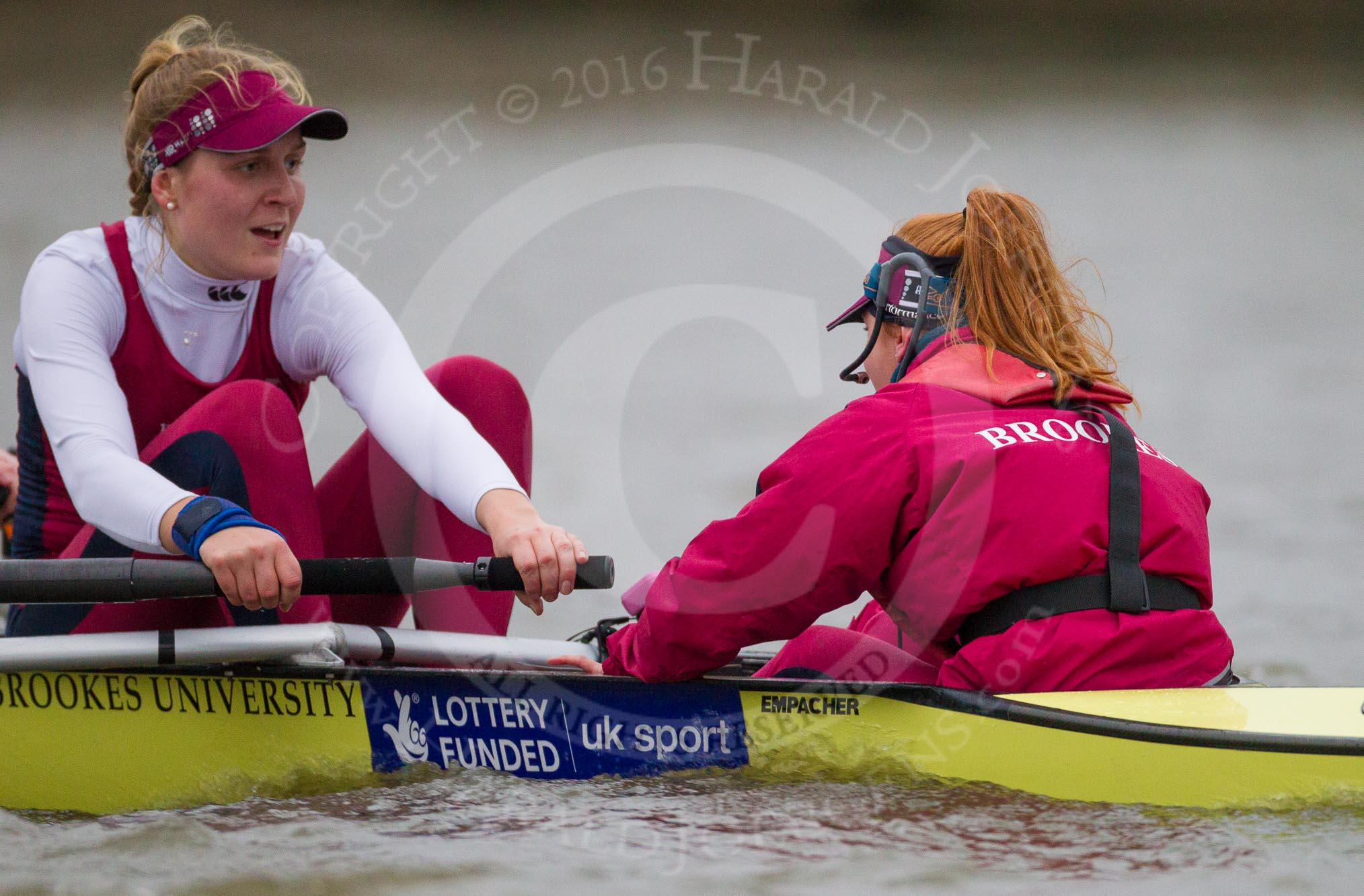 The Boat Race season 2016 - Women's Boat Race Fixture CUWBC vs OBUBC.
River Thames between Putney Bridge and Mortlake,
London SW15,

United Kingdom,
on 31 January 2016 at 16:06, image #100