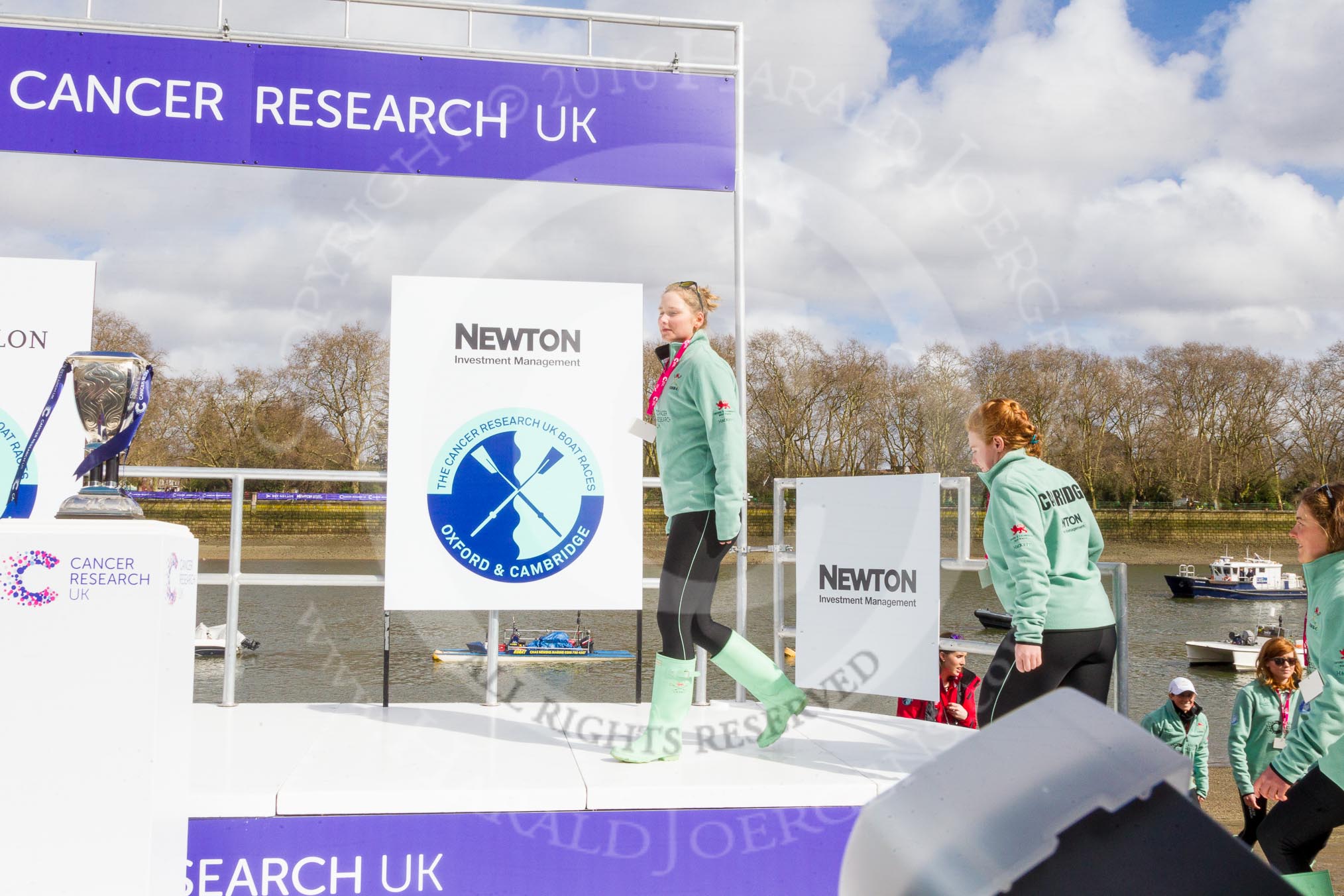 The Boat Race season 2016 -  The Cancer Research Women's Boat Race.
River Thames between Putney Bridge and Mortlake,
London SW15,

United Kingdom,
on 27 March 2016 at 12:18, image #34