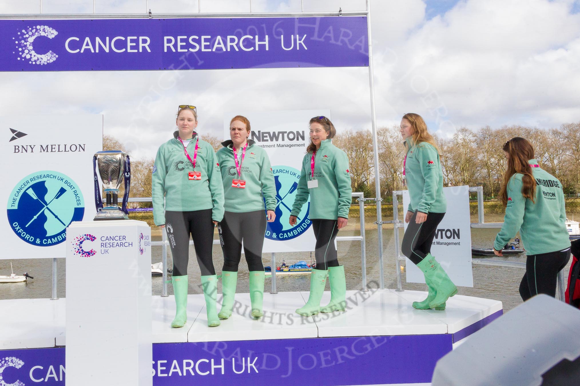 The Boat Race season 2016 -  The Cancer Research Women's Boat Race.
River Thames between Putney Bridge and Mortlake,
London SW15,

United Kingdom,
on 27 March 2016 at 12:18, image #35