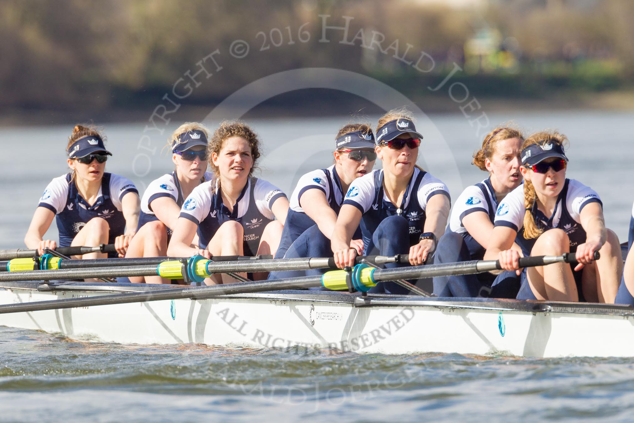 The Boat Race season 2016 -  The Cancer Research Women's Boat Race.
River Thames between Putney Bridge and Mortlake,
London SW15,

United Kingdom,
on 27 March 2016 at 14:11, image #186