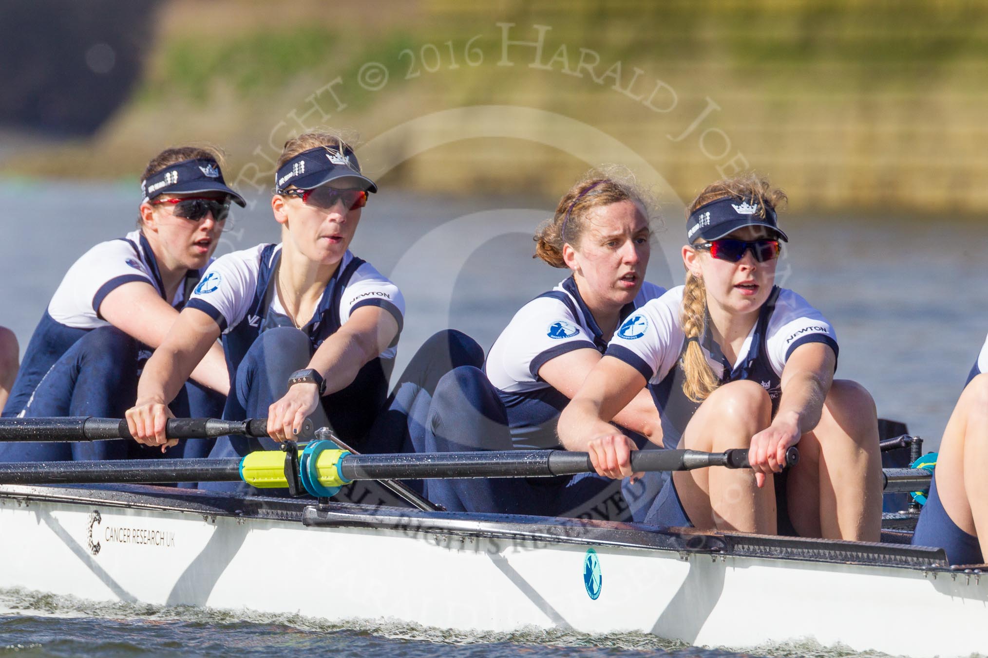 The Boat Race season 2016 -  The Cancer Research Women's Boat Race.
River Thames between Putney Bridge and Mortlake,
London SW15,

United Kingdom,
on 27 March 2016 at 14:12, image #194