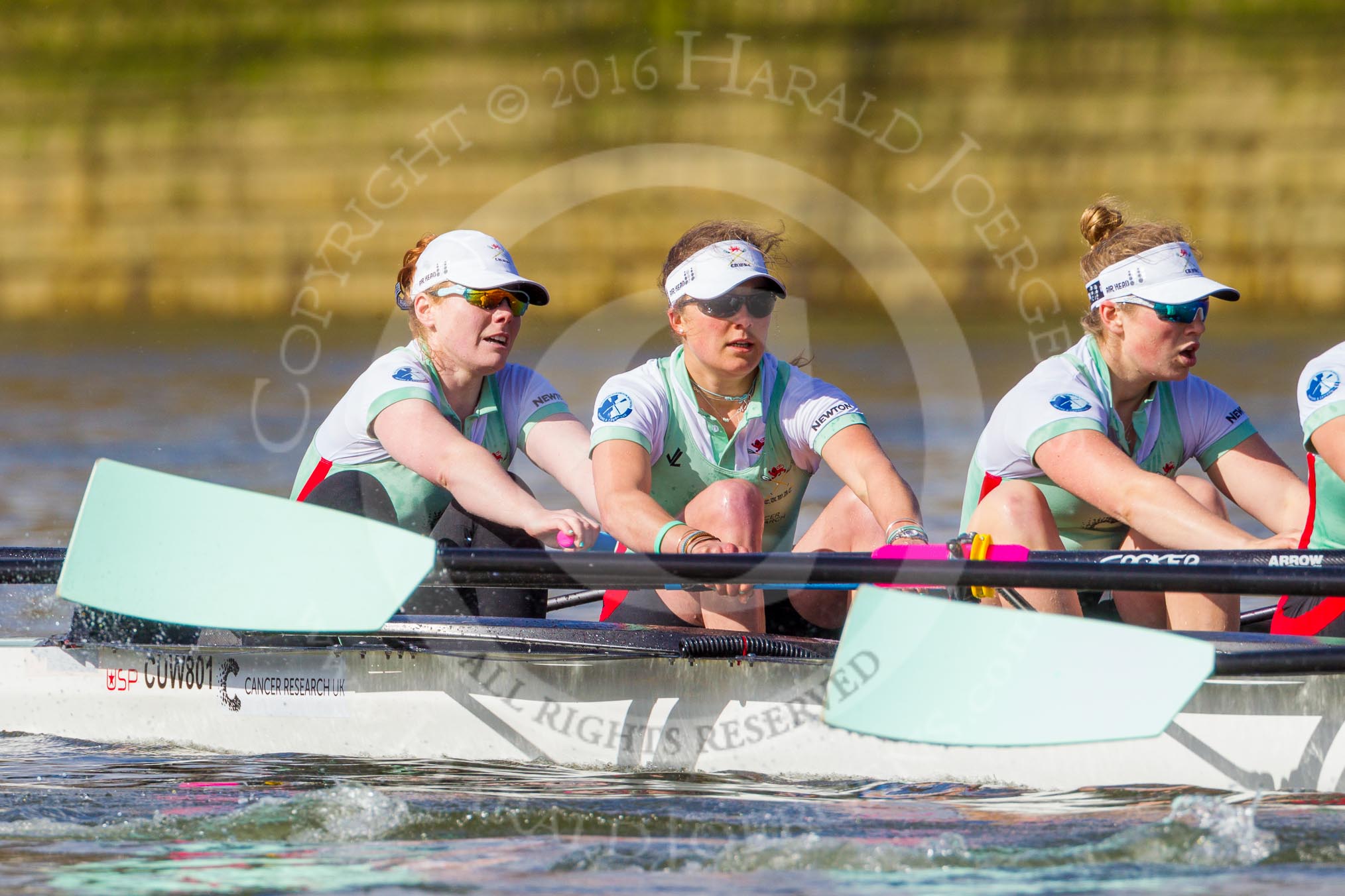 The Boat Race season 2016 -  The Cancer Research Women's Boat Race.
River Thames between Putney Bridge and Mortlake,
London SW15,

United Kingdom,
on 27 March 2016 at 14:12, image #197