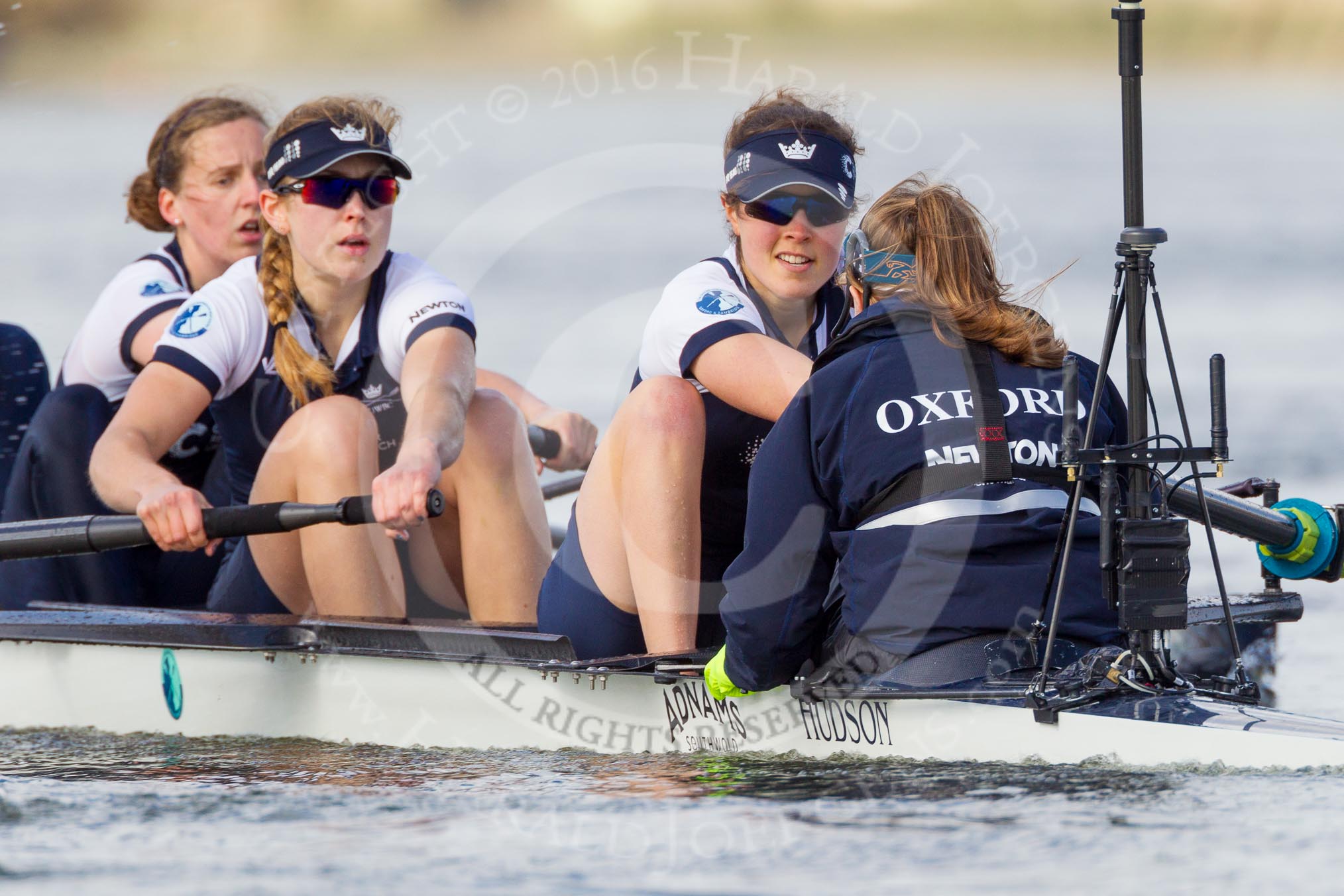 The Boat Race season 2016 -  The Cancer Research Women's Boat Race.
River Thames between Putney Bridge and Mortlake,
London SW15,

United Kingdom,
on 27 March 2016 at 14:13, image #205