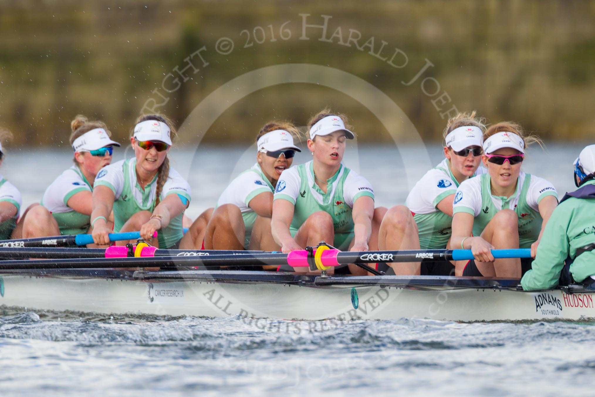 The Boat Race season 2016 -  The Cancer Research Women's Boat Race.
River Thames between Putney Bridge and Mortlake,
London SW15,

United Kingdom,
on 27 March 2016 at 14:16, image #220