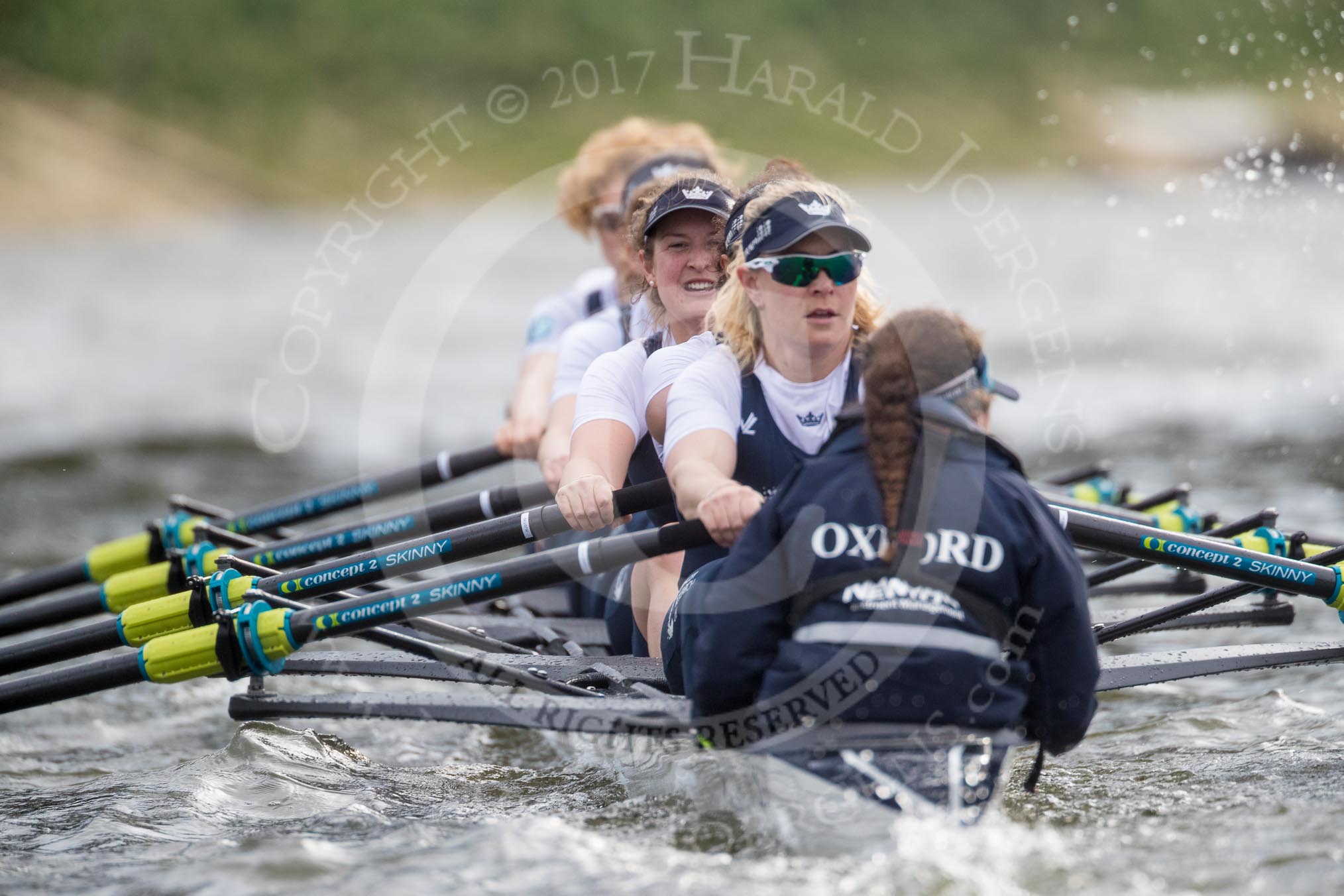 The Cancer Research UK Boat Race season 2017 - Women's Boat Race Fixture OUWBC vs Molesey BC: OUWBC passing Barnes Railway Bridge - bow Alice Roberts, 2 Beth Bridgman, 3 Rebecca Te Water Naude, 4 Rebecca Esselstein, 5 Chloe Laverack, 6 Harriet Austin, 7 Jenna Hebert, stroke Emily Cameron, cox Eleanor Shearer.
River Thames between Putney Bridge and Mortlake,
London SW15,

United Kingdom,
on 19 March 2017 at 16:22, image #139