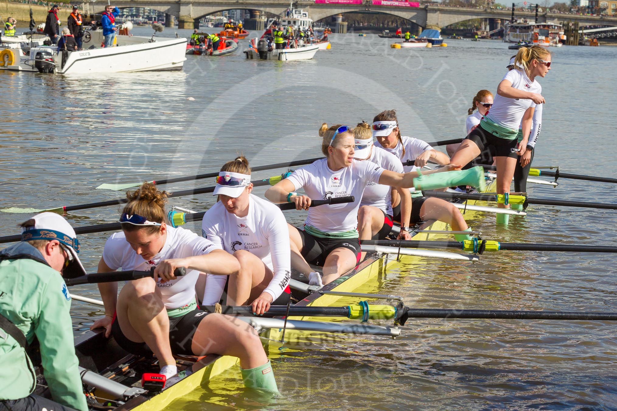 The Boat Race season 2017 -  The Cancer Research Women's Boat Race: CUWBC about to set off at Putney Embankment, cox Matthew Holland, stroke Melissa Wilson, 7 Myriam Goudet, 6 Alice White, 5 Holly Hill, 4 Anna Dawson, 3 Claire Lambe, 2 Imogen Grant, bow Ashton Brown.
River Thames between Putney Bridge and Mortlake,
London SW15,

United Kingdom,
on 02 April 2017 at 15:48, image #63