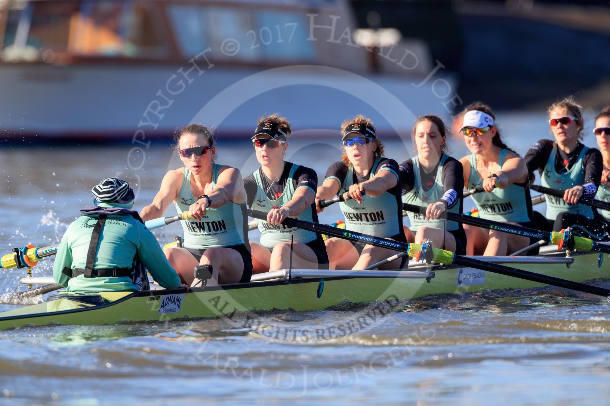 The Women's Boat Race season 2018 - fixture CUWBC vs. ULBC: The race has been started - OUWBC with cox Sophie Shapter, stroke Tricia Smith, 7 Imogen Grant, 6 Anne Beenken, 5 Thea Zabell, 4 Paula Wesselmann, 3 Alice White, 2 Myriam Goudet-Boukhatmi.
River Thames between Putney Bridge and Mortlake,
London SW15,

United Kingdom,
on 17 February 2018 at 13:09, image #45