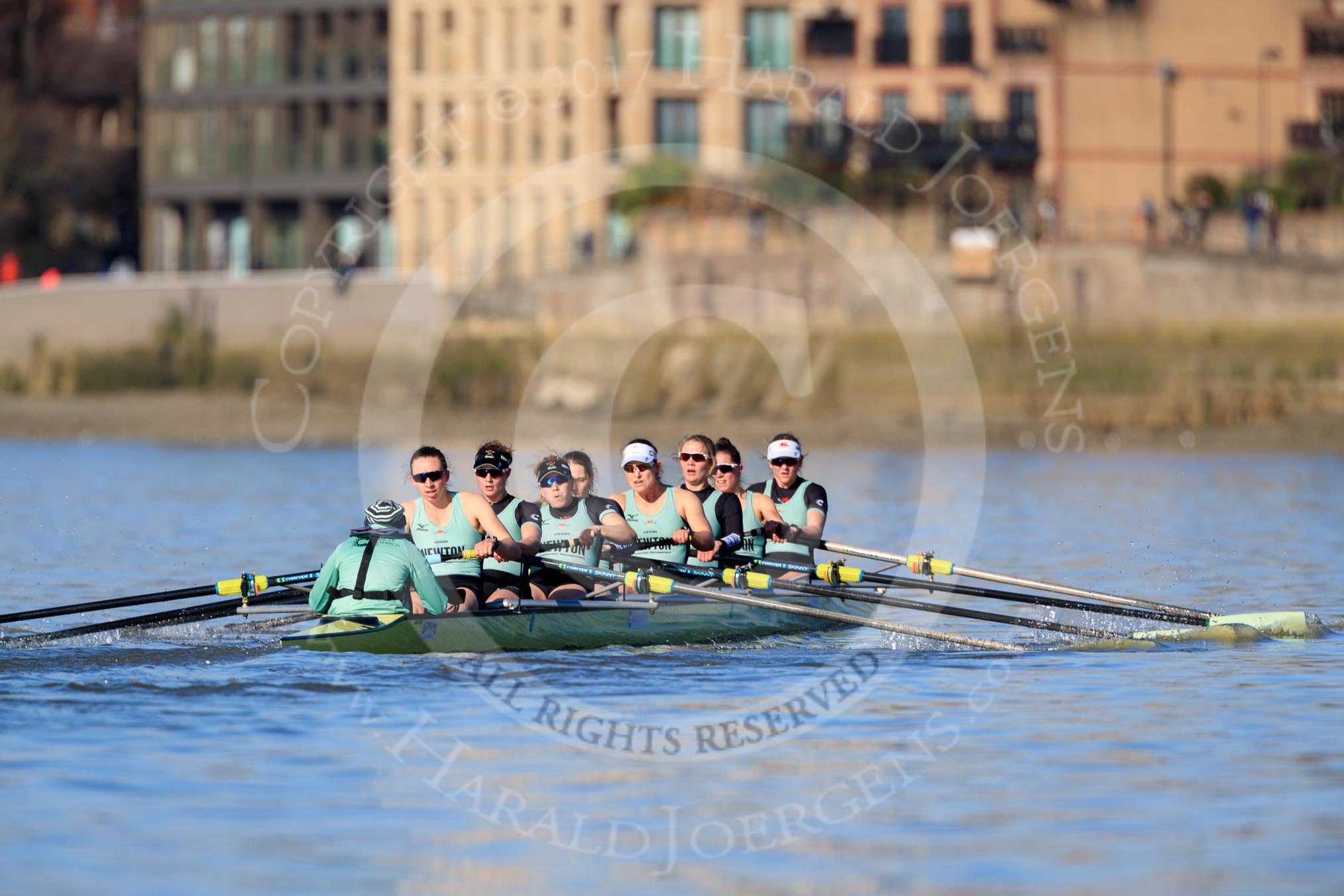 The Women's Boat Race season 2018 - fixture CUWBC vs. ULBC: The CUWBC Eight in the lead near Harrords Depository, approaching Hammersmith Bridge - cox Sophie Shapter, stroke Tricia Smith, 7 Imogen Grant, 6 Anne Beenken, 5 Thea Zabell, 4 Paula Wesselmann, 3 Alice White, 2 Myriam Goudet-Boukhatmi, bow Olivia Coffey.
River Thames between Putney Bridge and Mortlake,
London SW15,

United Kingdom,
on 17 February 2018 at 13:14, image #83