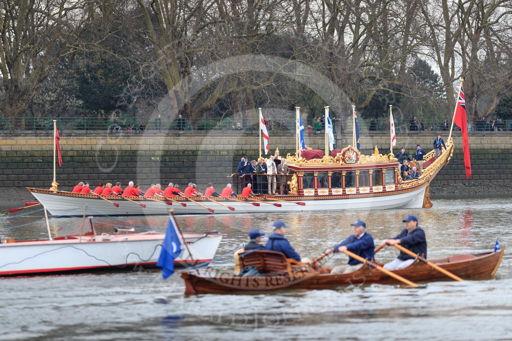 The Cancer Research UK Women's Boat Race 2018: Gloriana, the Queen's rowbarge, on the way to Mortlake.
River Thames between Putney Bridge and Mortlake,
London SW15,

United Kingdom,
on 24 March 2018 at 15:15, image #76